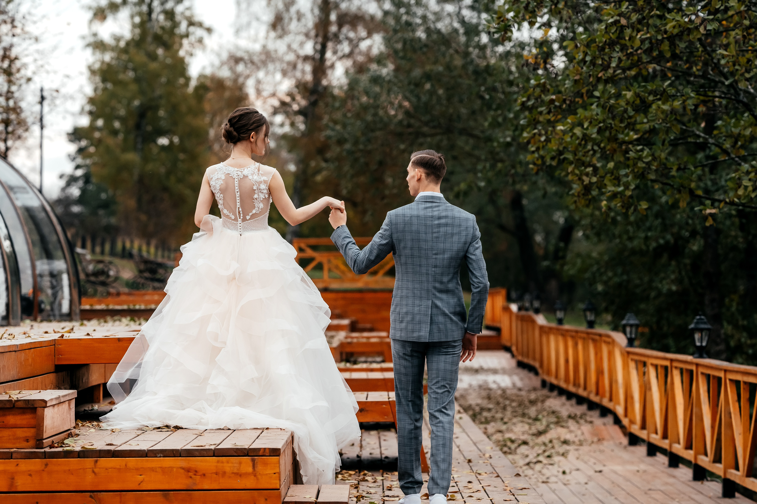 Свадебная лав стори в фотостудии Лофт 18. ЗАГС Королева и вечер в Усадьбе Гребнево. Свадебный и семейный фотограф Виктория Носачёва. Щелково, Москва и МО