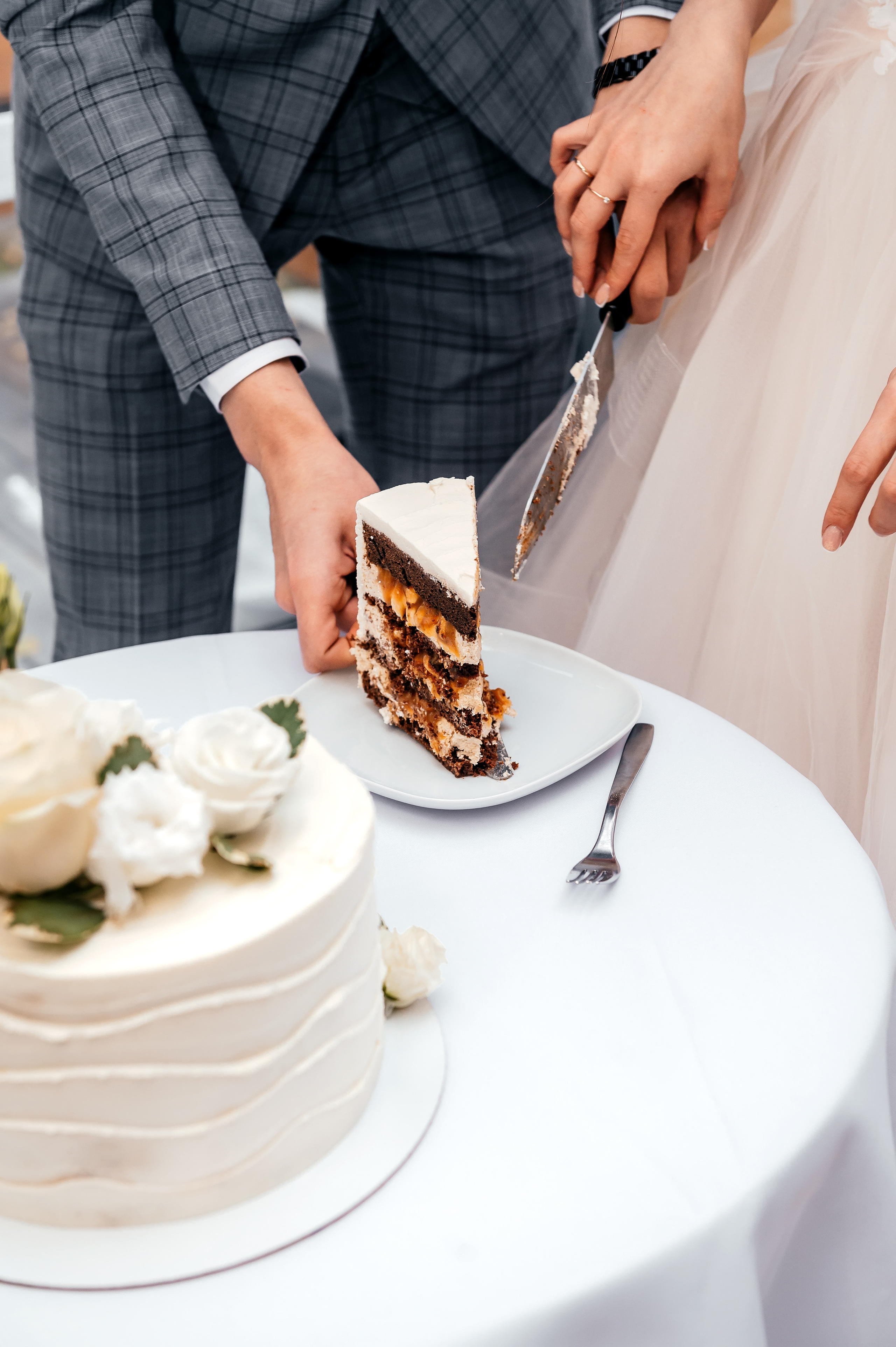 Свадебная лав стори в фотостудии Лофт 18. ЗАГС Королева и вечер в Усадьбе Гребнево. Свадебный и семейный фотограф Виктория Носачёва. Щелково, Москва и МО