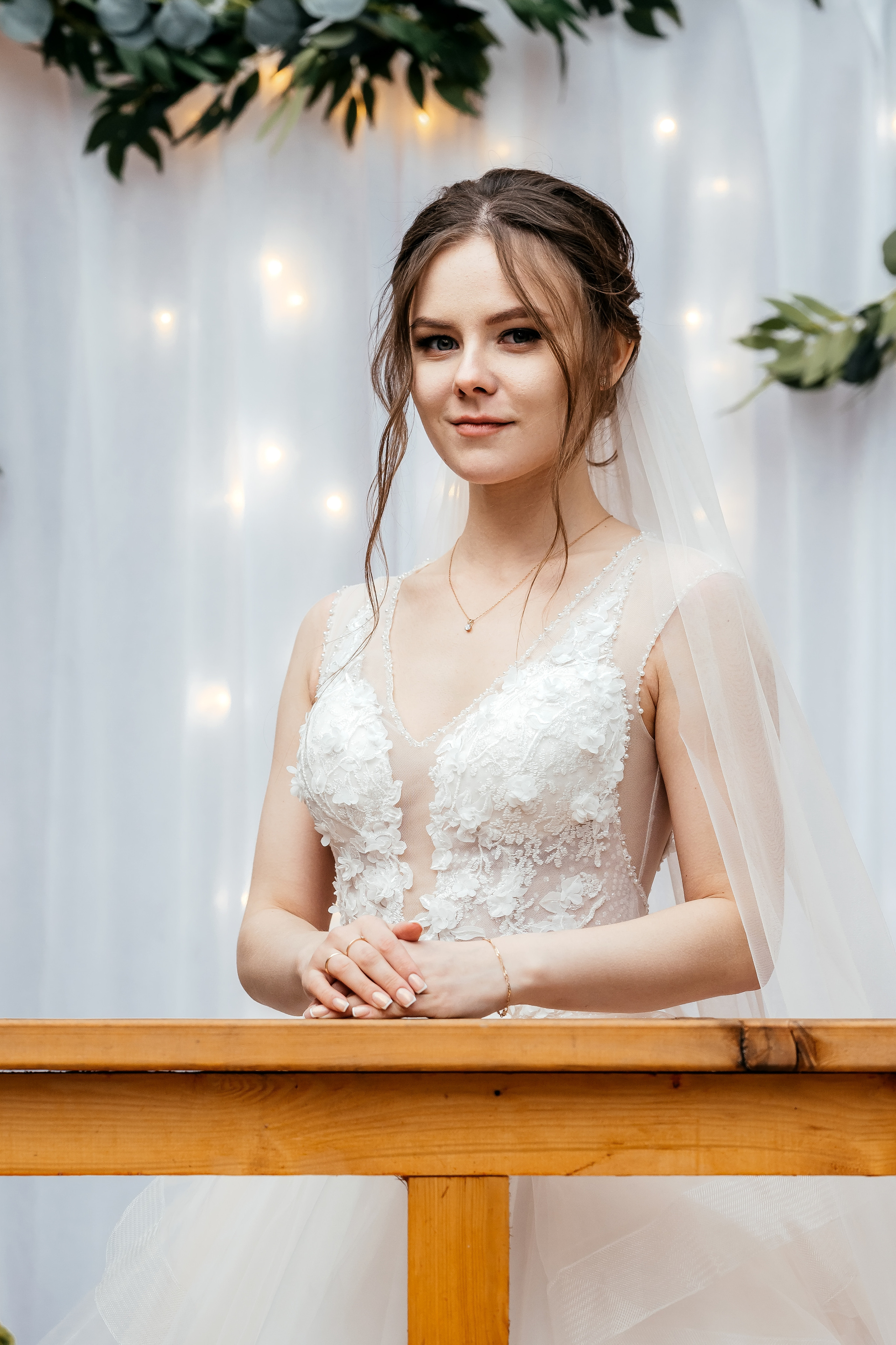 Свадебная лав стори в фотостудии Лофт 18. ЗАГС Королева и вечер в Усадьбе Гребнево. Свадебный и семейный фотограф Виктория Носачёва. Щелково, Москва и МО