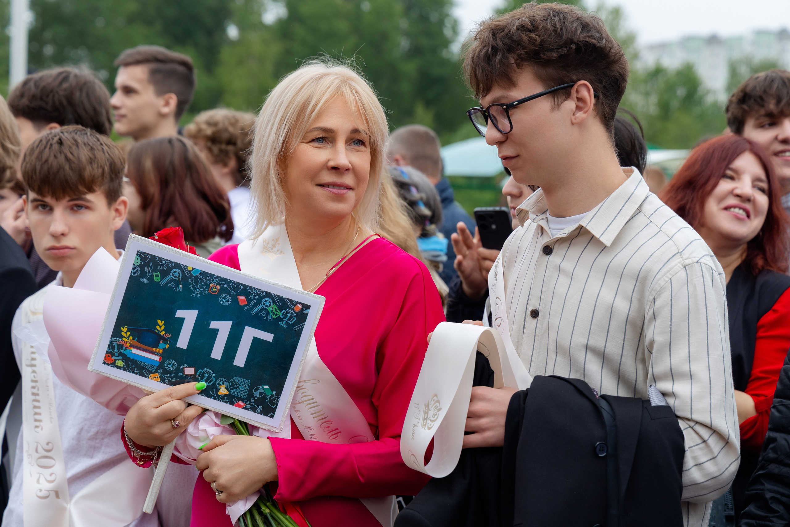 Последний звонок 2025 в Минске. Свадебный фотограф в Минске/Беларуси Сергей Спиридонов