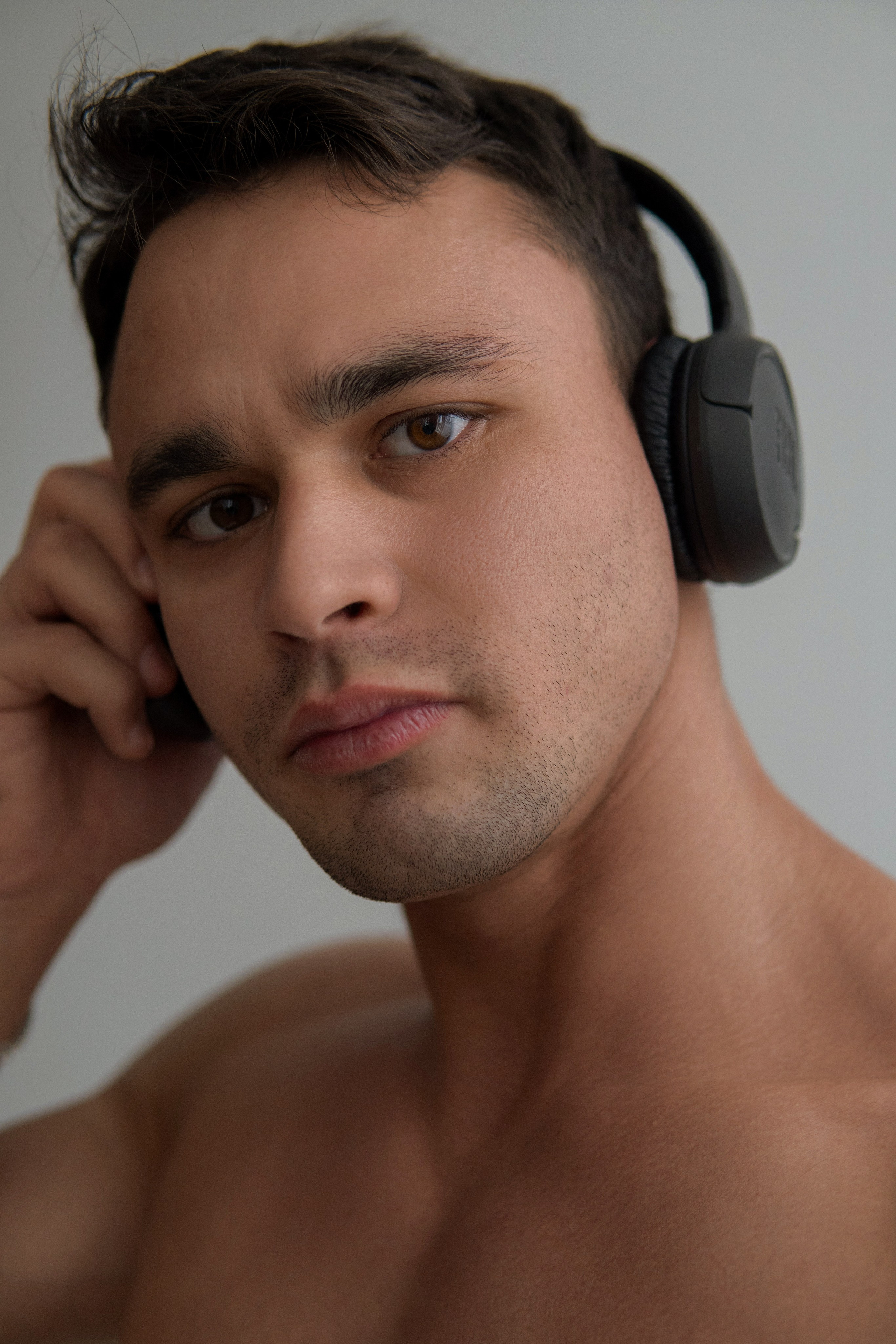 Ильмир (в цвете). LINDA GIN|ФОТОГРАФ| МУЖСКОЙ ПОРТРЕТ|ЖЕНСКИЙ ПОРТРЕТ