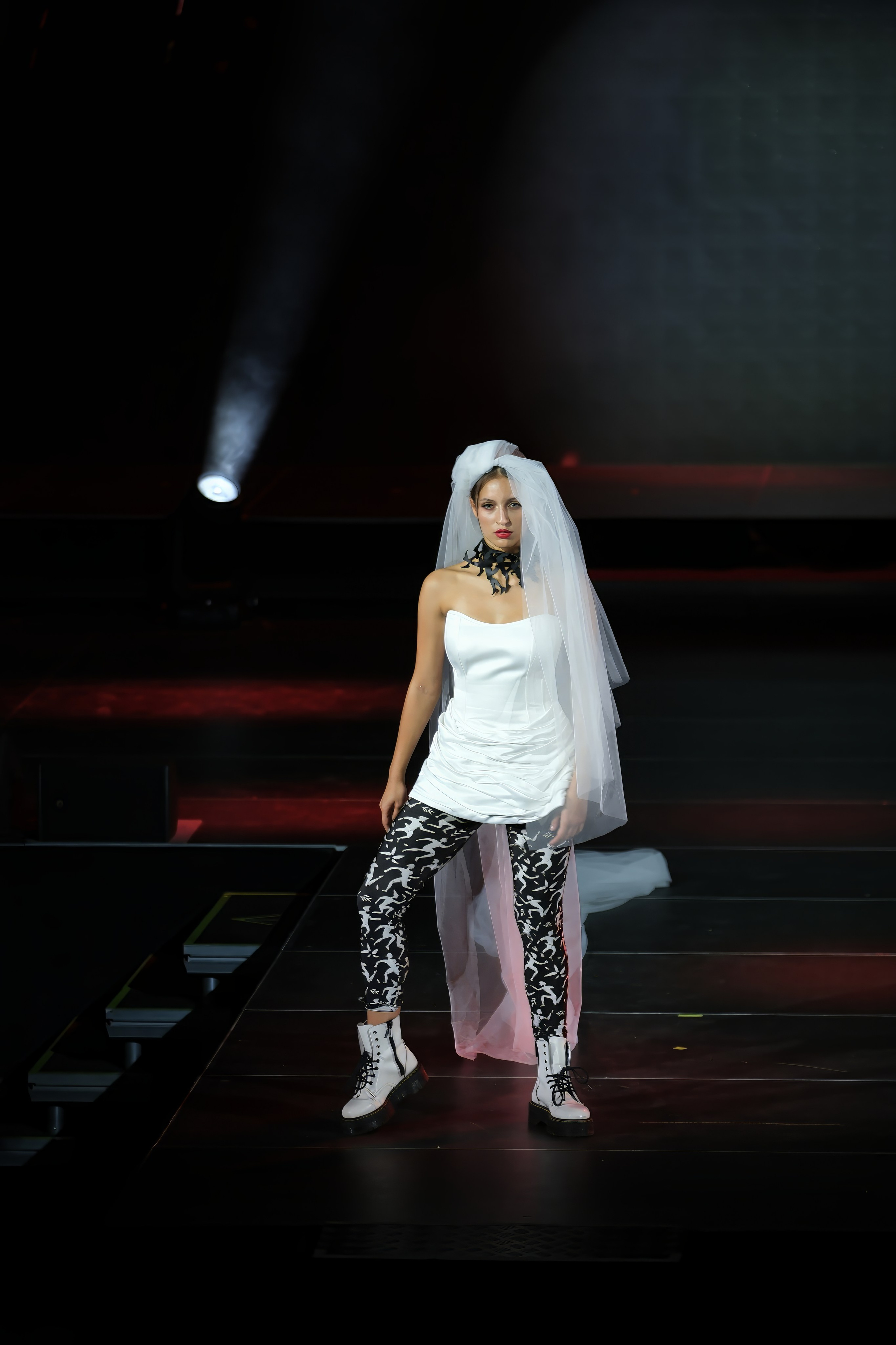 Подиумный спектакль «Стиль Надежды». Добро пожаловать в студию «Цифровой скульптор»  где искусство встречается с технологиями!