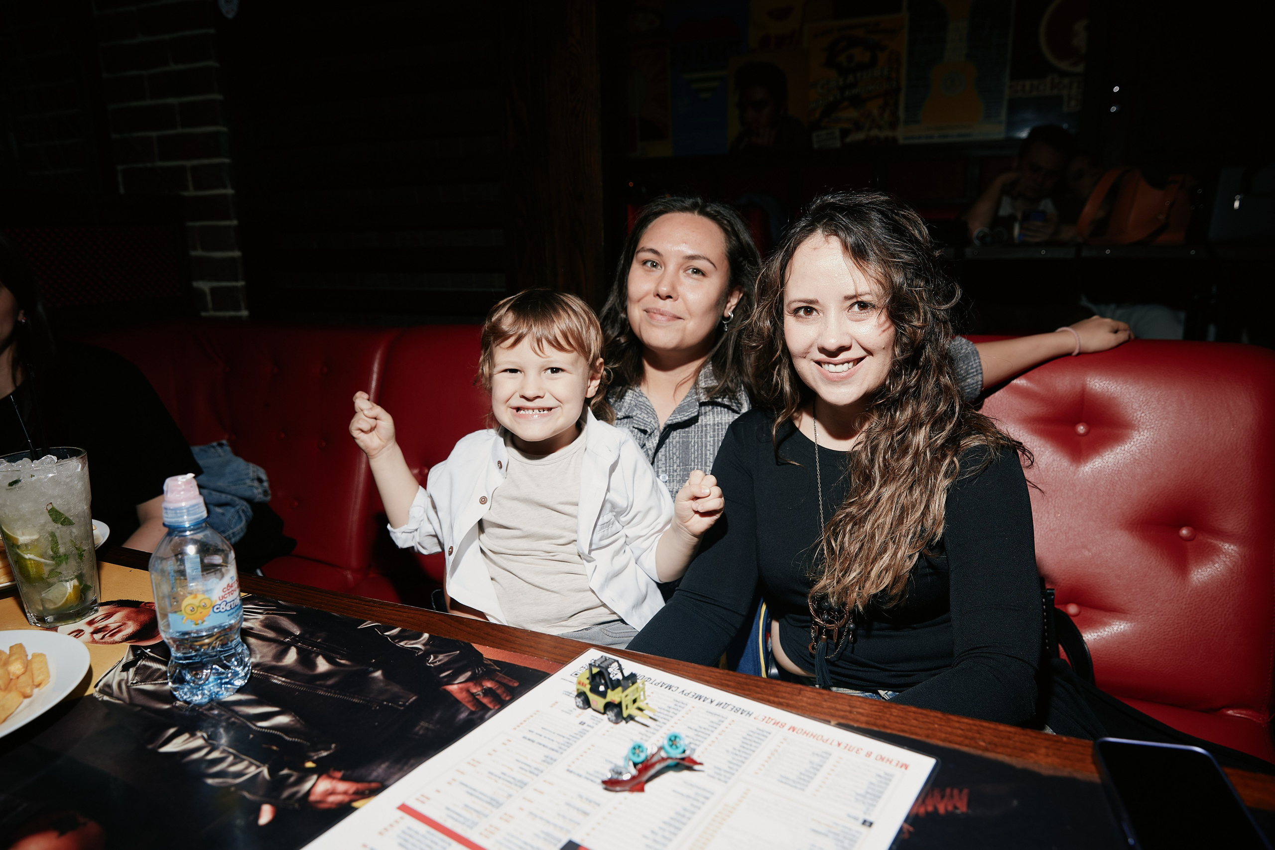 Концерт в Rock Bar 29.03. Свадебный репортажный фотограф краснодар максим дремов дрёмов фотосессия студия цена