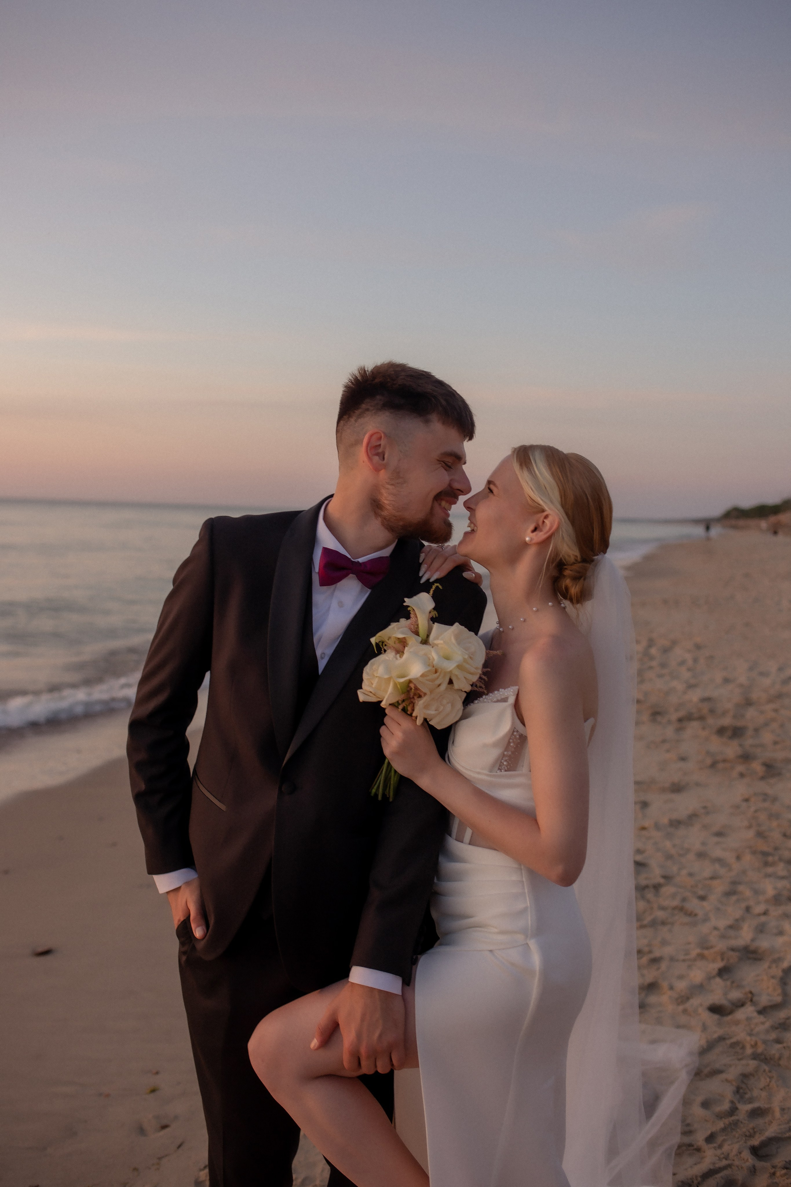 Александра и Влад. На закате. Фотограф в Калининграде Решетникова Алина