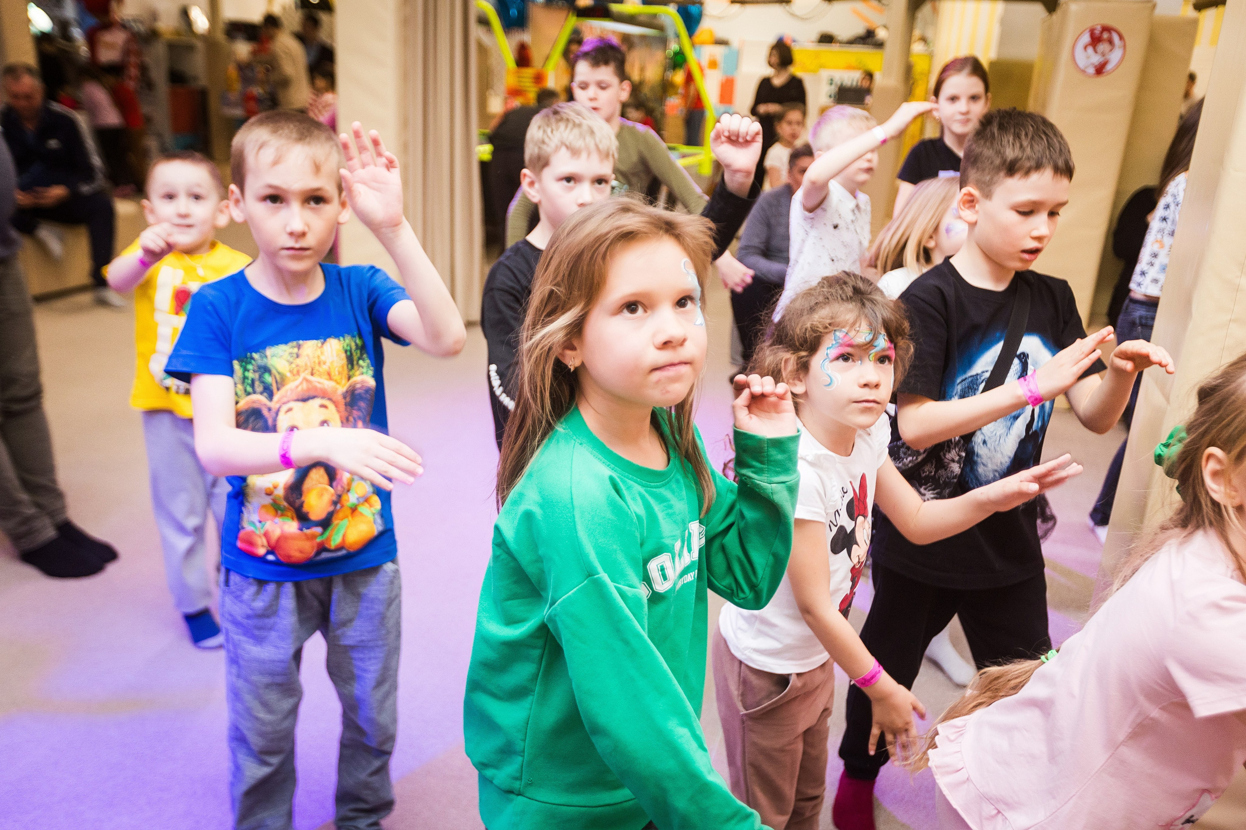 День рождения Арлекина. Детский фотограф видеограф в Хабаровске Михаил Орлов