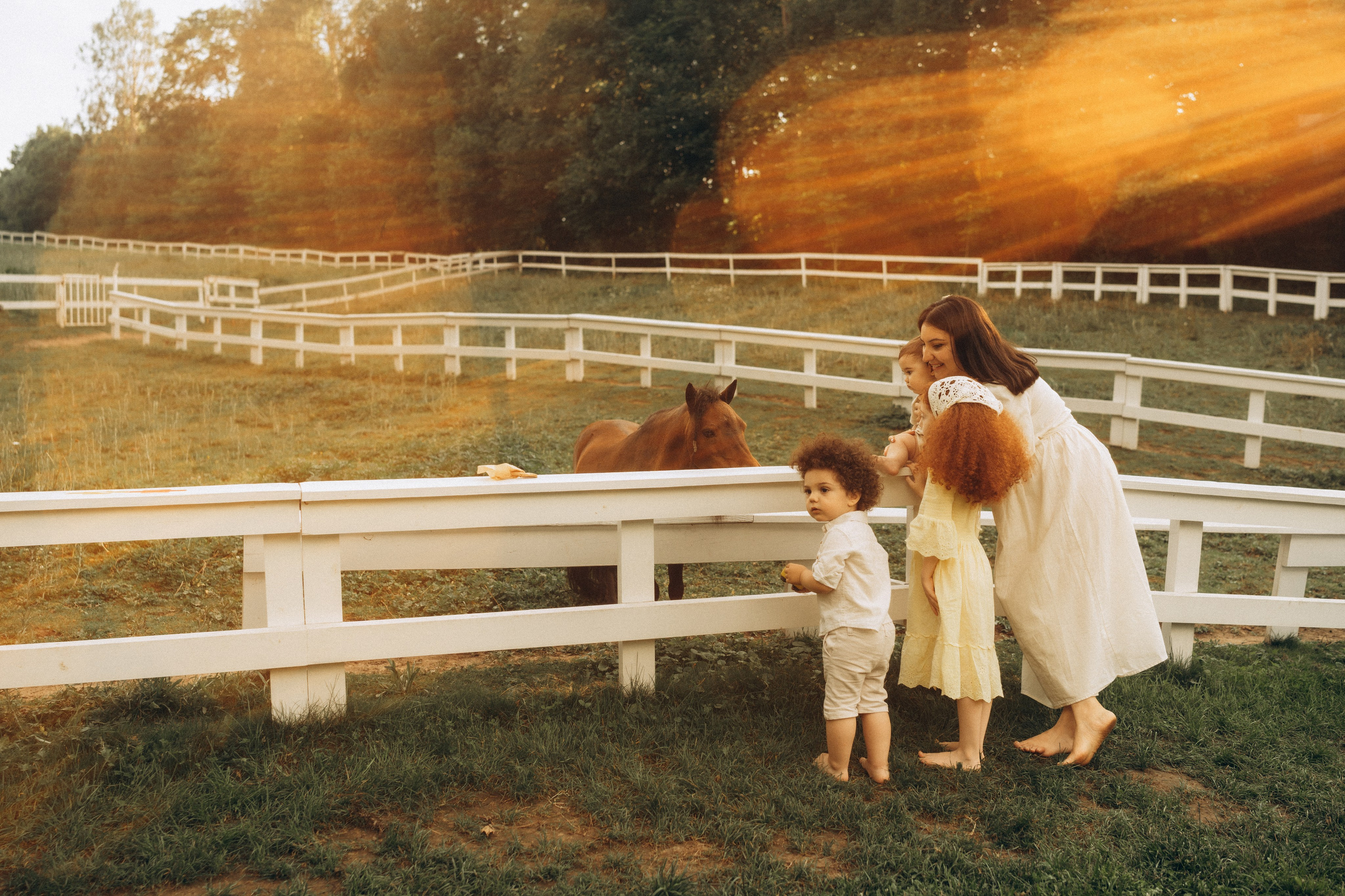 Ариана и семья