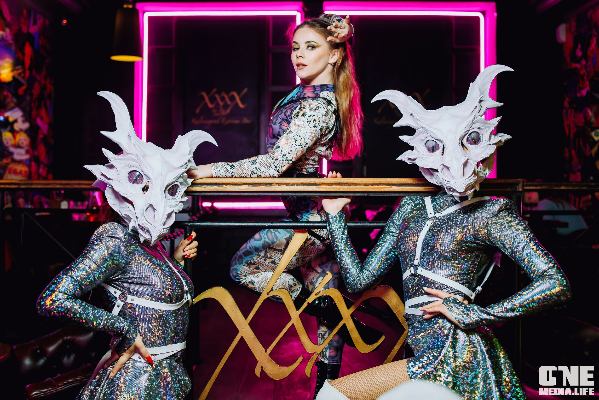 Фоторепортаж из бара XxxX. One Media Life: фоторепортажи, фотоотчеты с мероприятий и заведений