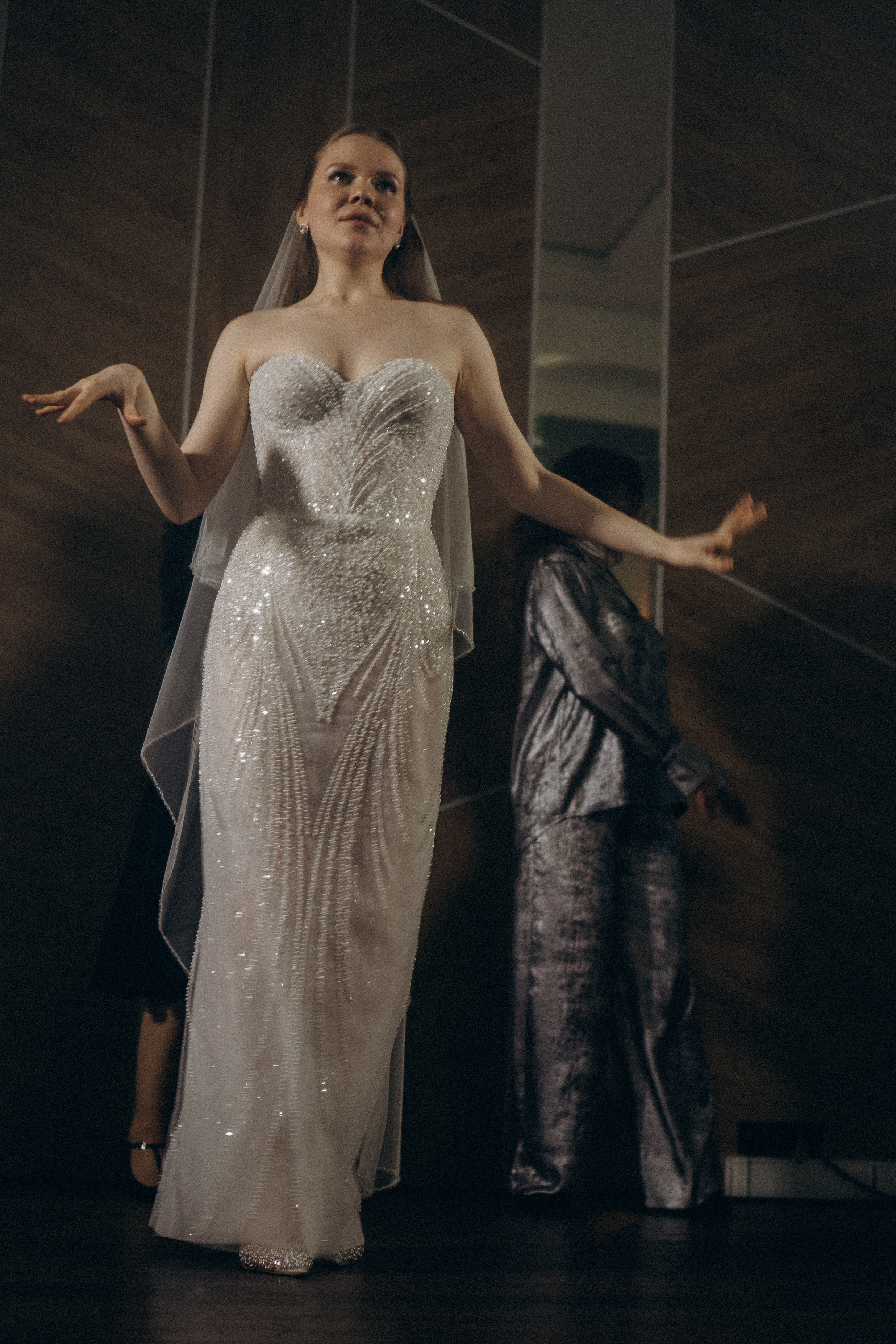 СВАДЕБНАЯ СЬЕМКА СБОРОВ В ОТЕЛЕ И ВЫЕЗД НА ЦЕРЕМОНИЮ (СНЯТО В СИБИРЕ В НИЖНЕВАРТОВСКЕ). Профессиональный фотограф, Санкт-Петербург — Виктория Богомолова