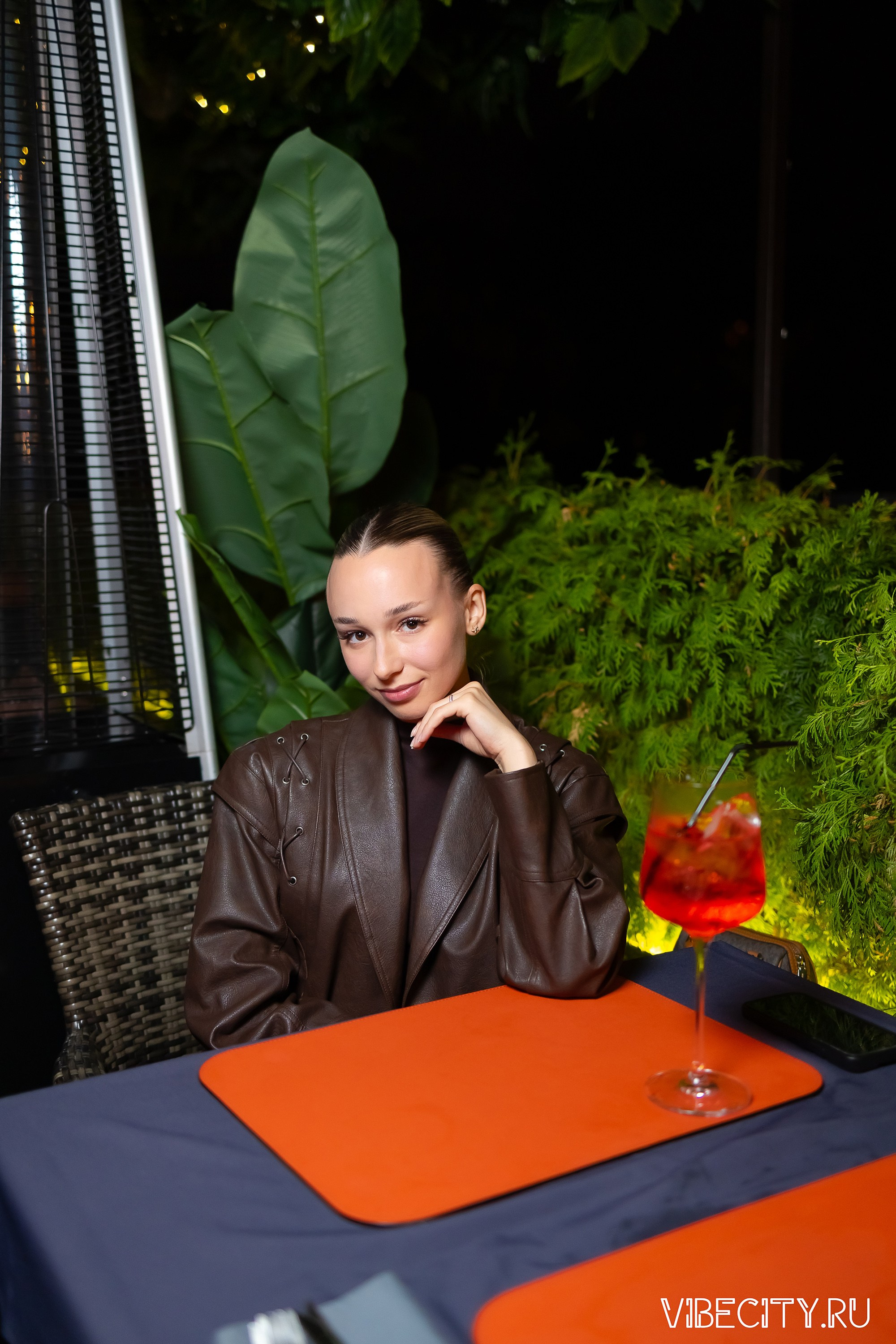 DOUBLE U. VIBECITY.RU Вайб Сити Ру Фоторепортажи Фотоотчеты Калининград