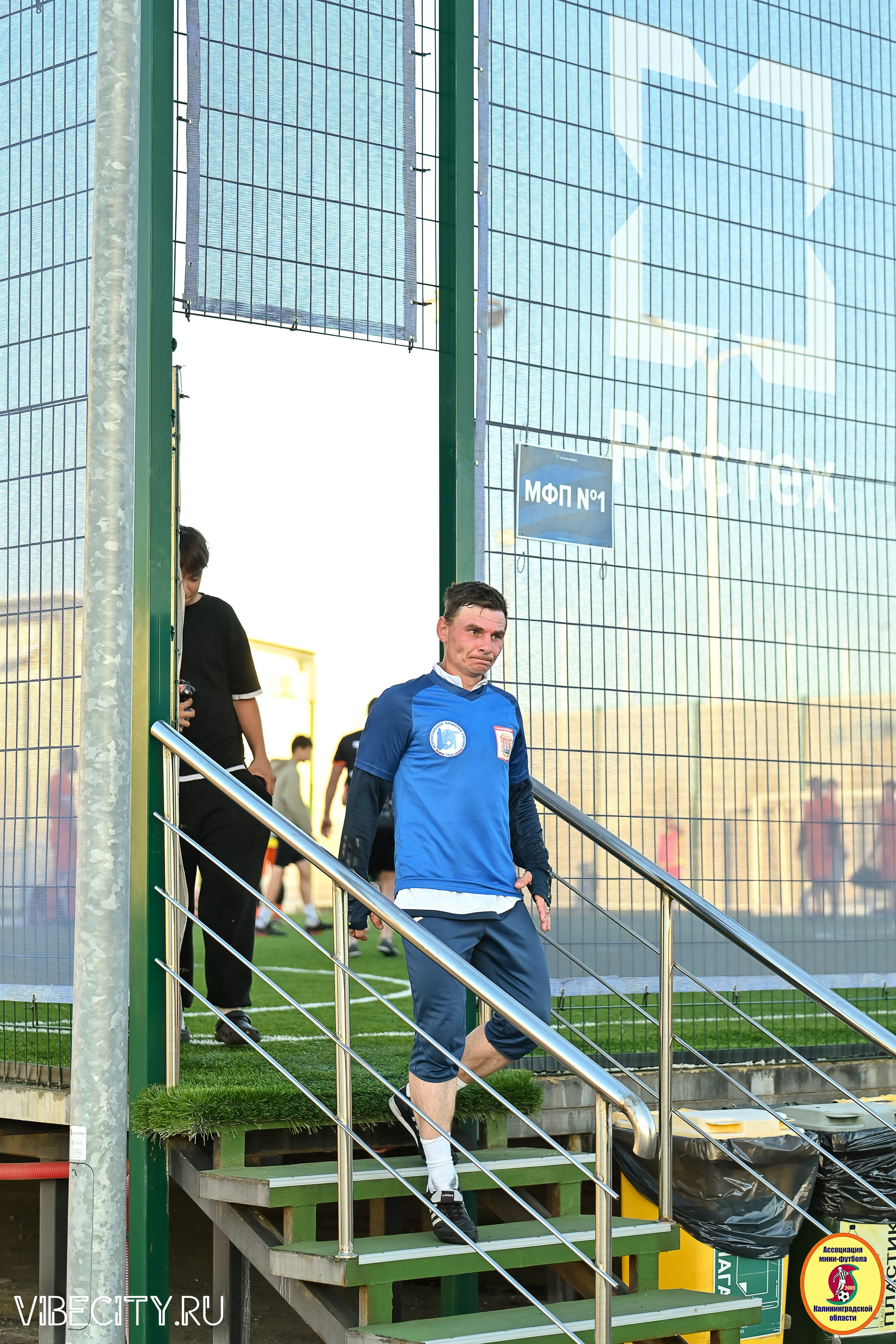 ИГРЫ МИНИ-ФУТБОЛЬНОЙ И КОРПОРАТИВНОЙ ЛИГИ. VIBECITY.RU Вайб Сити Ру Фоторепортажи Фотоотчеты Калининград