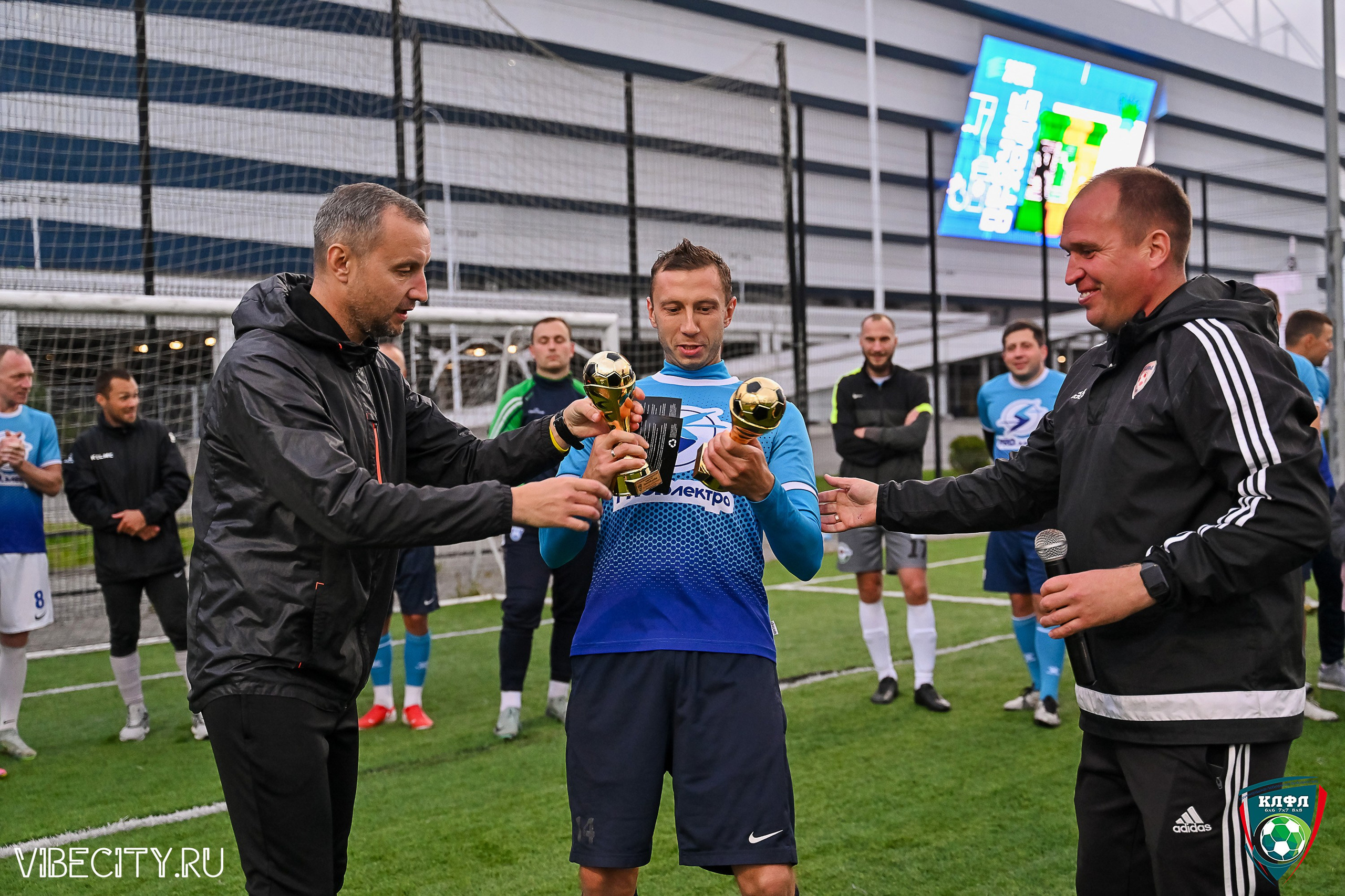 ФИНАЛЬНЫЕ МАТЧИ ПЛЕЙ-ОФФ XXl ЛЕТНЕГО КУБКА КАЛИНИНГРАДСКОЙ ЛФЛ. VIBECITY.RU Вайб Сити Ру Фоторепортажи Фотоотчеты Калининград