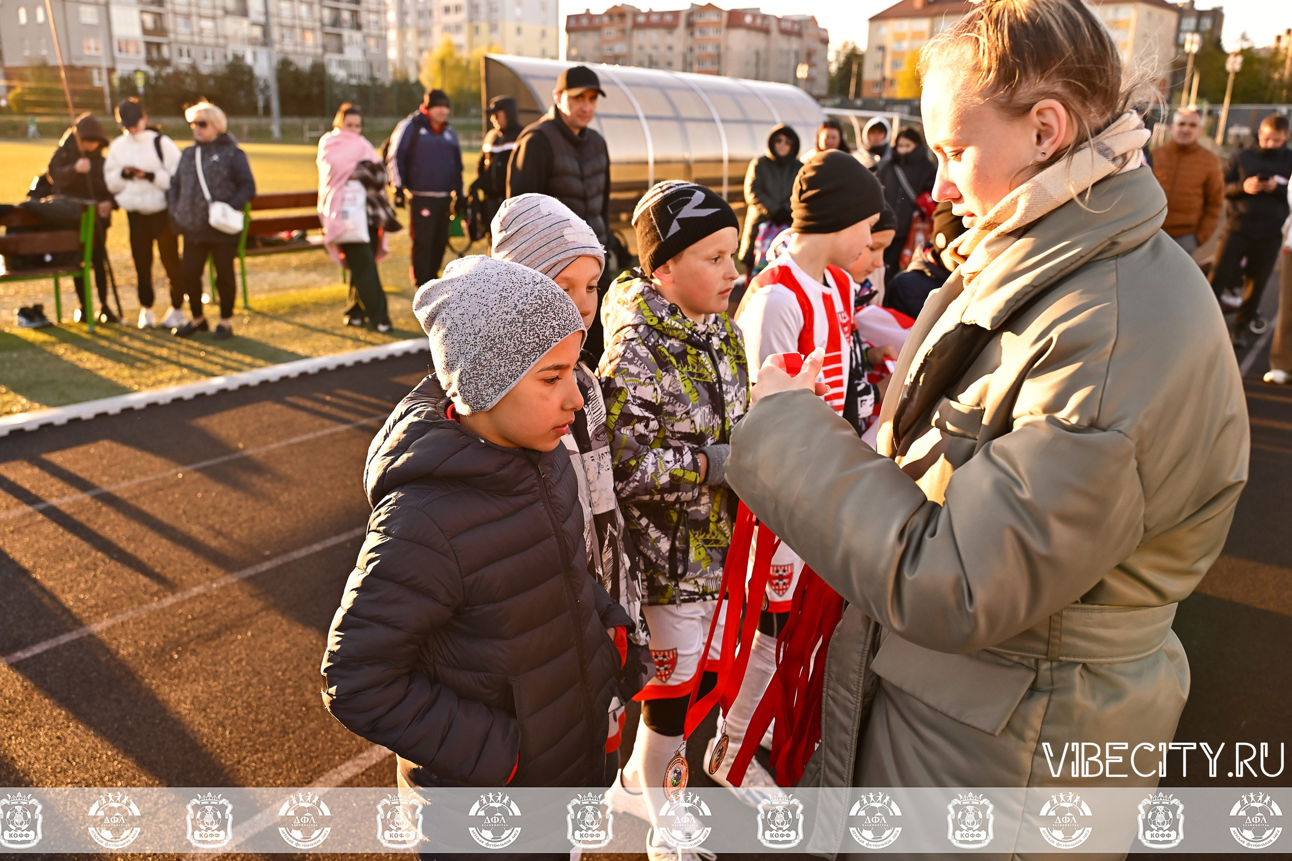 XIV ВСЕРОССИЙСКИЙ ФУТБОЛЬНЫЙ ФЕСТИВАЛЬ «ЗАГРУЗИ СЕБЯ ФУТБОЛОМ!». VIBECITY.RU Вайб Сити Ру Фоторепортажи Фотоотчеты Калининград