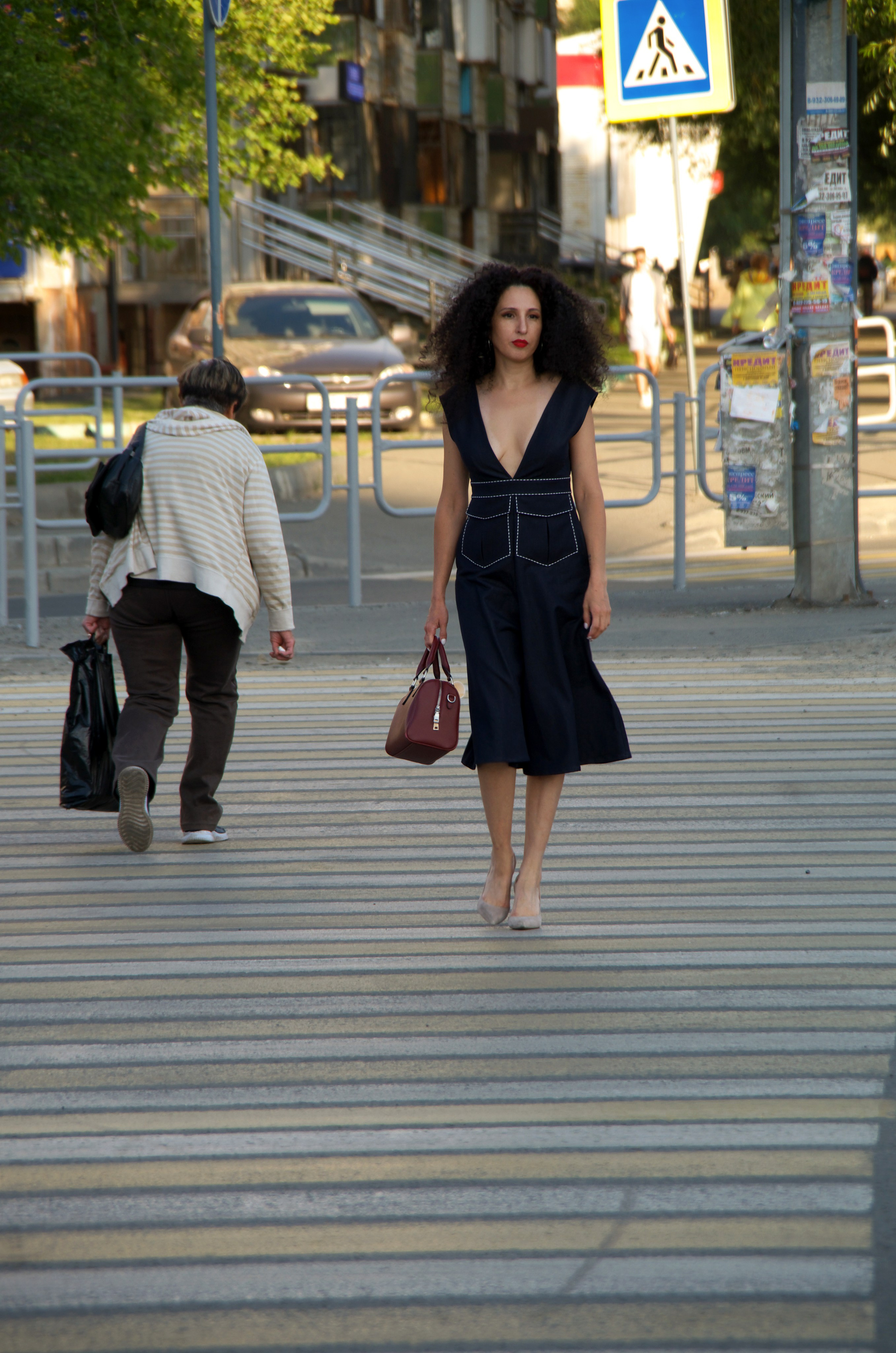 Женский портрет: стрит. Фотограф Марина Доглядная Челябинск фотосессии с лошадьми, мотоциклами