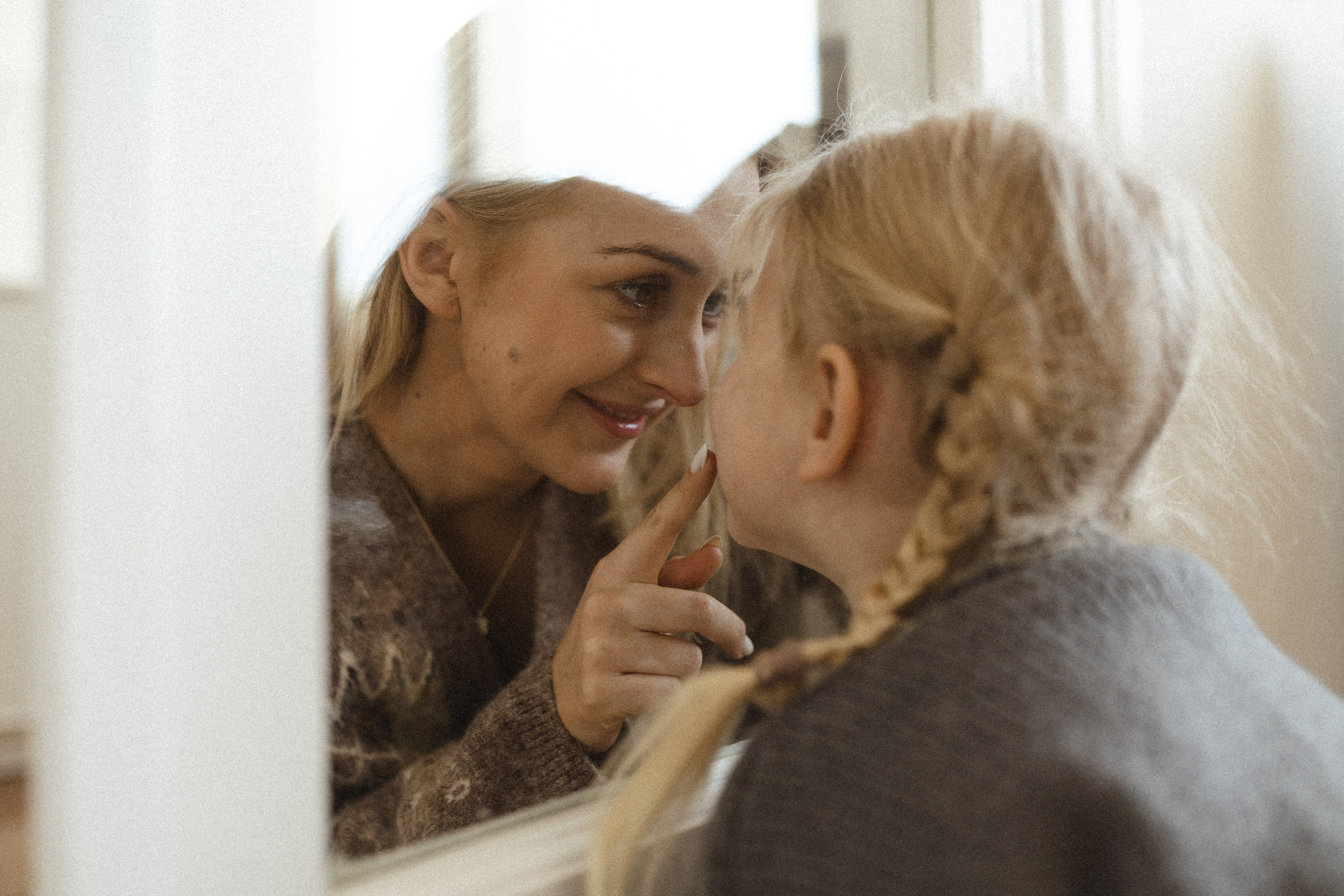 Лера Мира и клубничное варенье. Семейный фотограф в Москве Алина Савченко