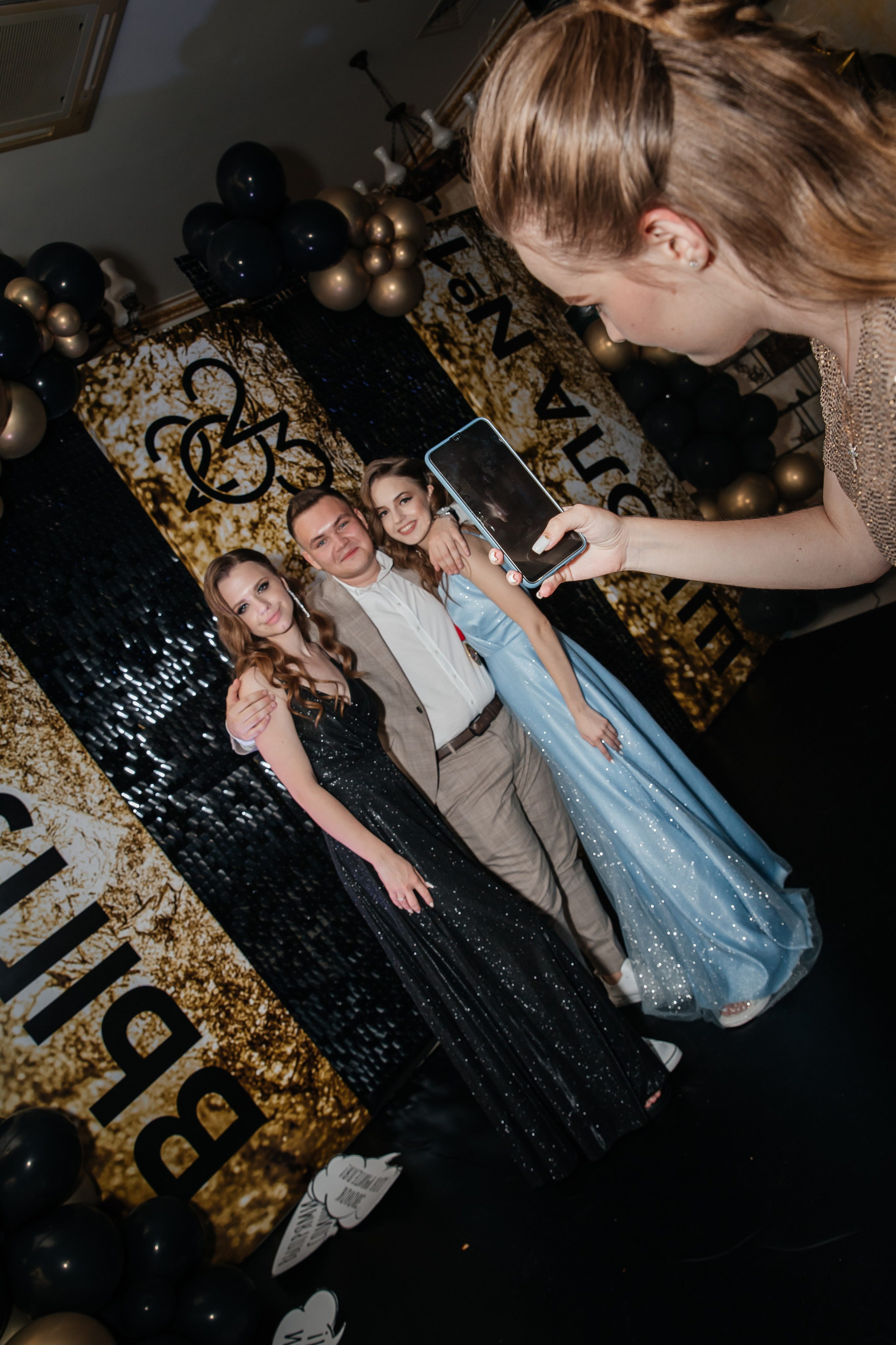 Выпускной 11 класс. Фотограф Любава Колесник. Выпускные альбомы в Крымском районе