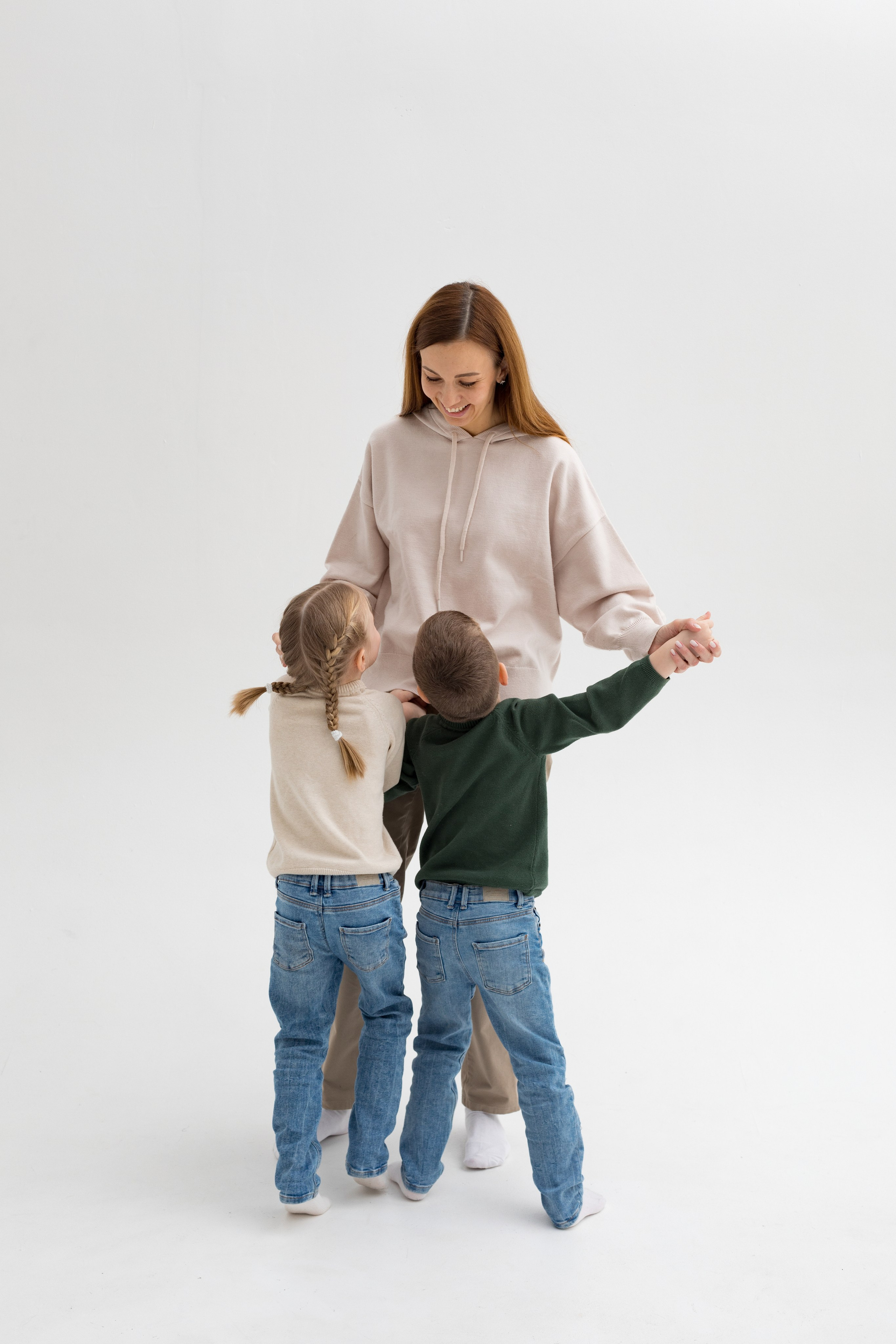 Съемка для детского бренда berttoys. Детский и контент фотограф Надя Волкова Санкт-Петербург