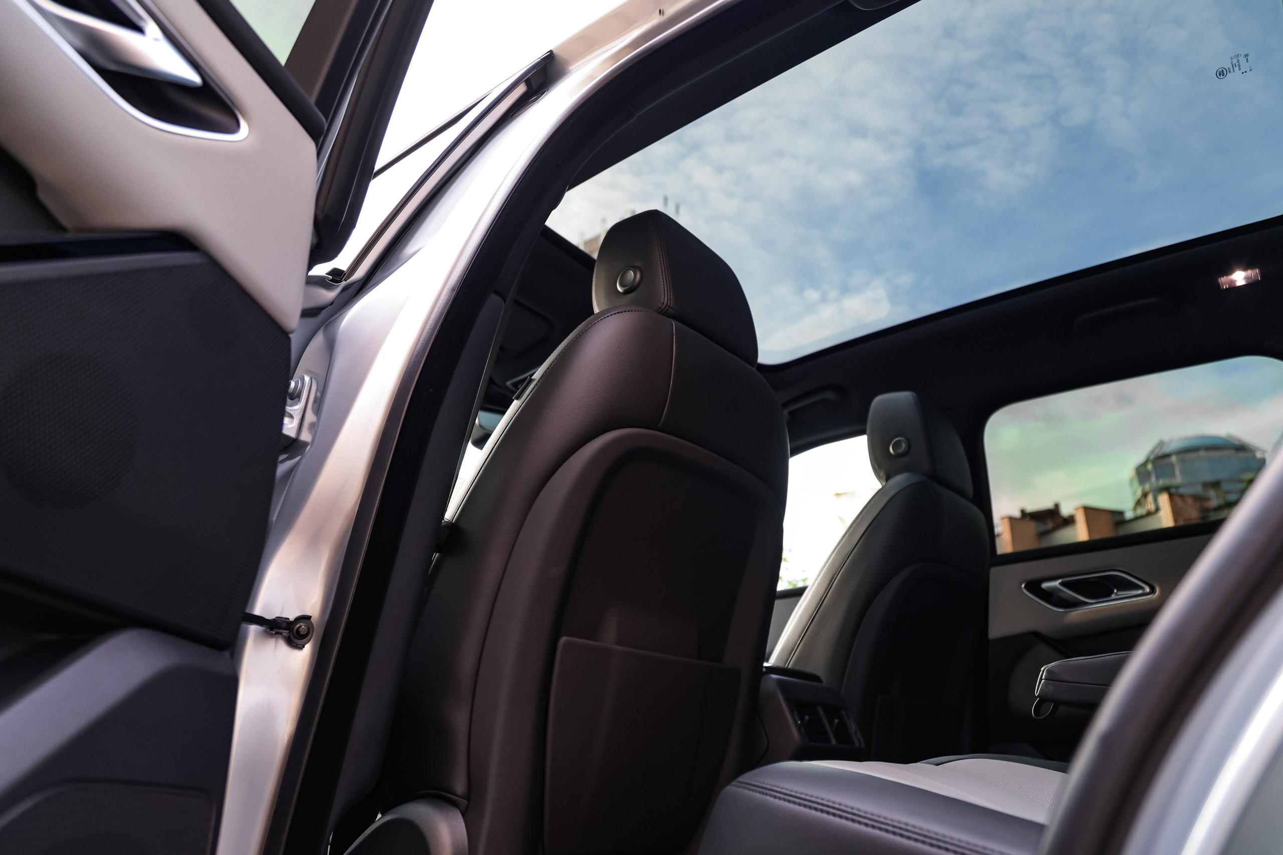 2024 RANGE ROVER VELAR 2.0 AT. Mixturecaptures