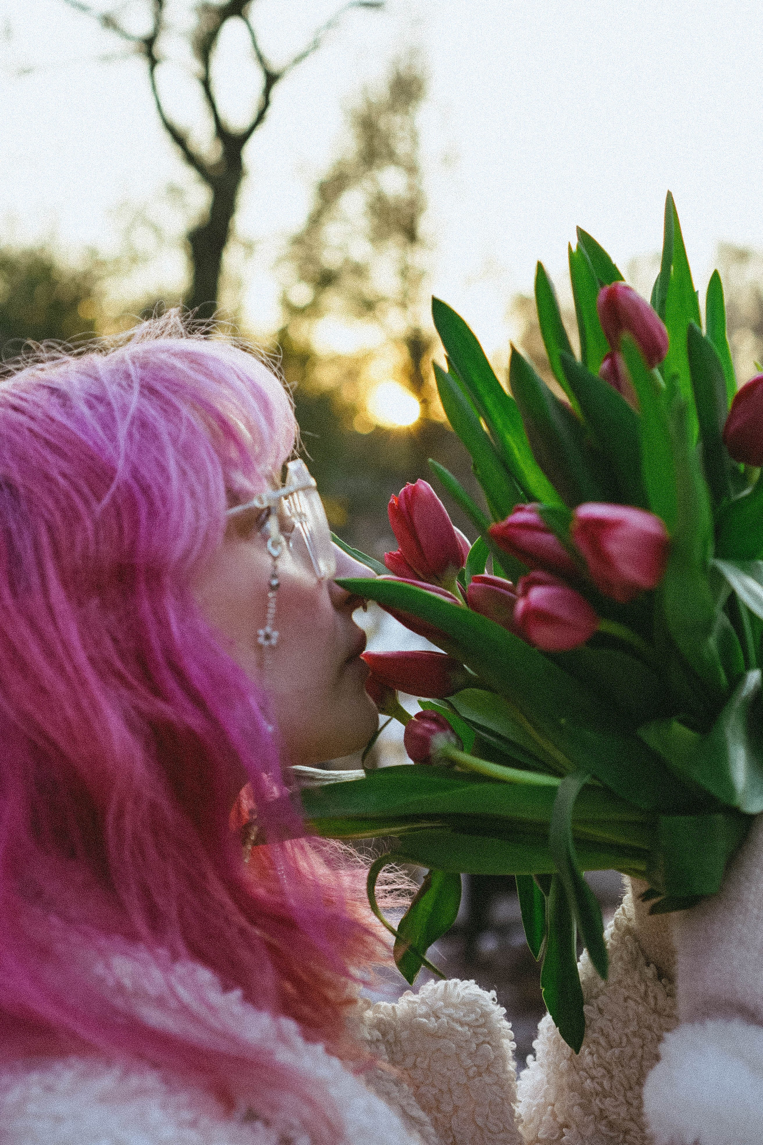 Прогулочная фотосессия с тюльпанами. Профессиональный фотограф, Санкт-Петербург — Виктория Богомолова
