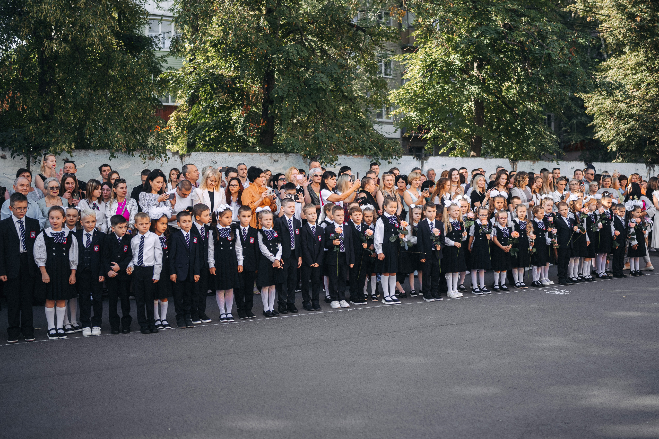 «Здравствуй, школа!» 1 Сентября. Свадебный и репортажный фотограф в Воронеже Роман Янко