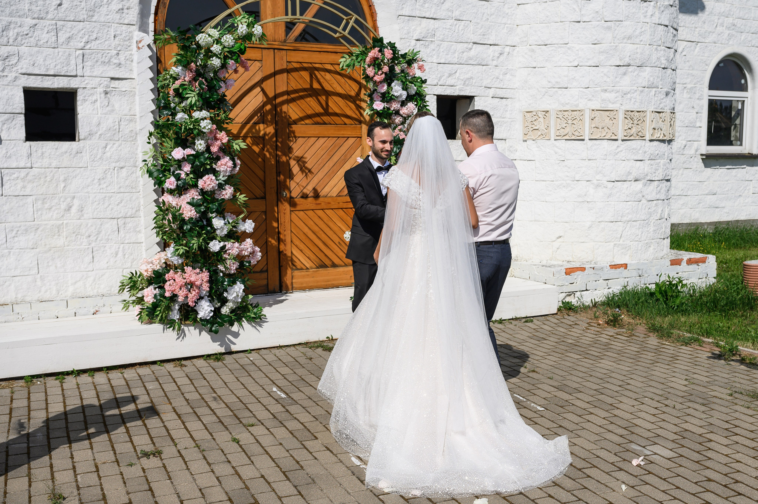 Свадьба шатер Город мастеров — Русская сказка. Свадебный фотограф Москва Юрий Кульман