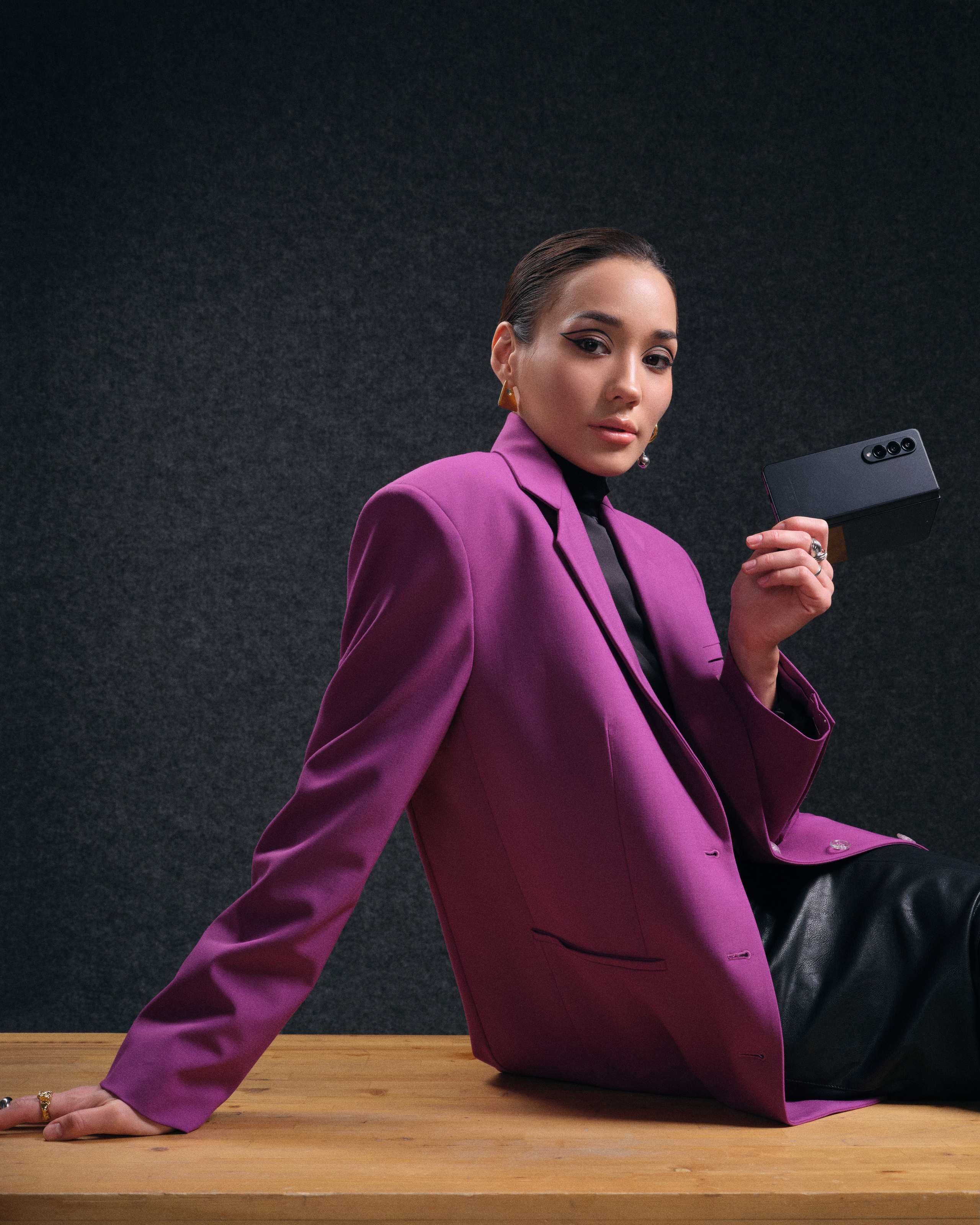 SAMSUNG. Photographer