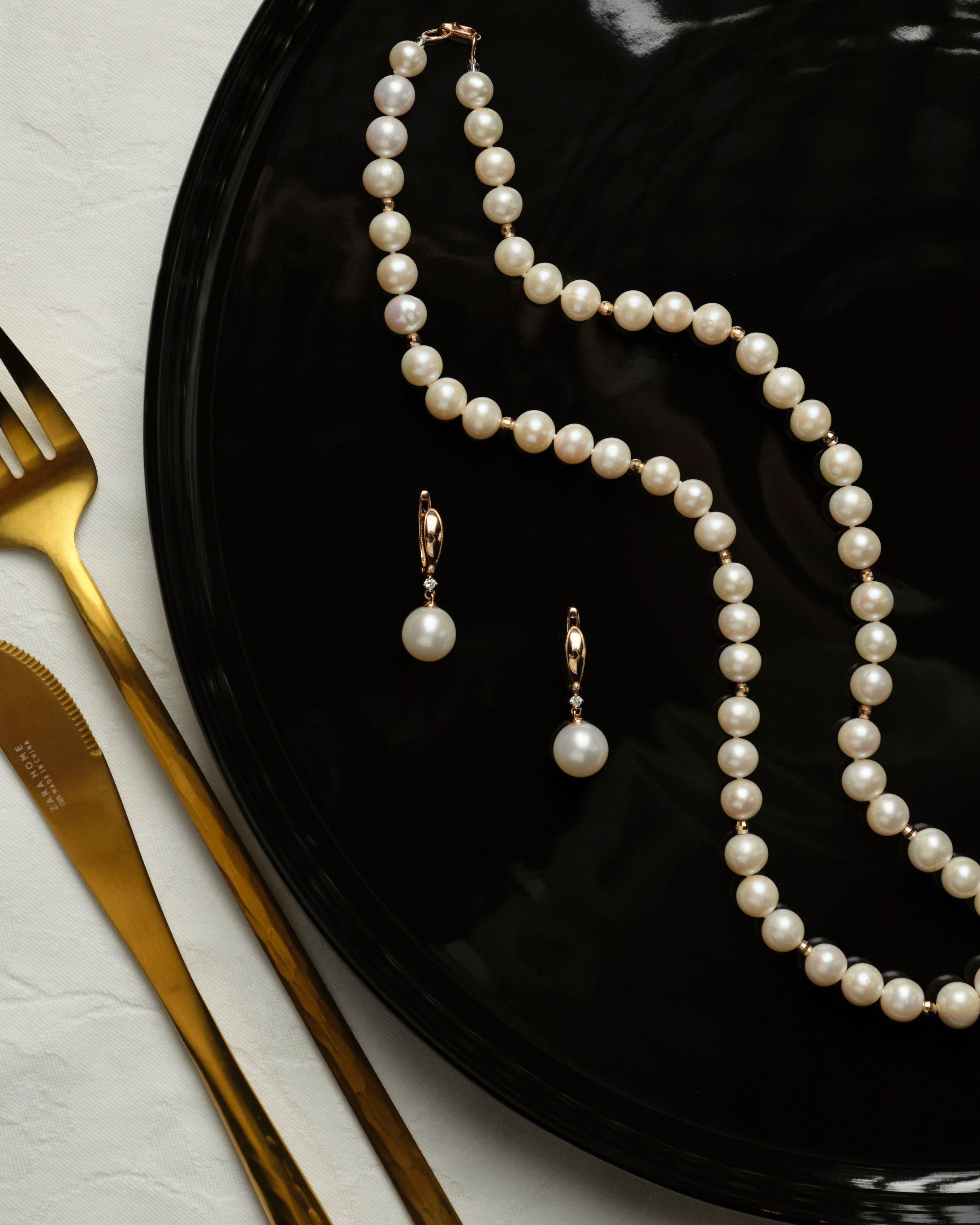 Kazakhyuvelir. Photographer