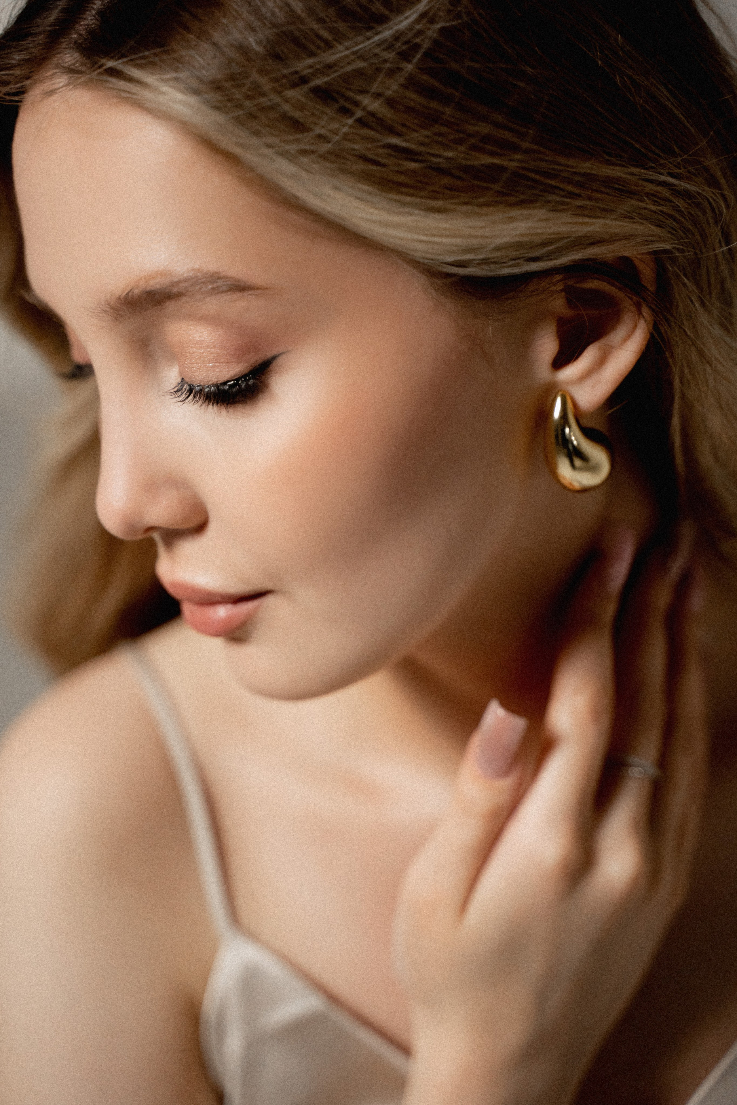 Пара в студии