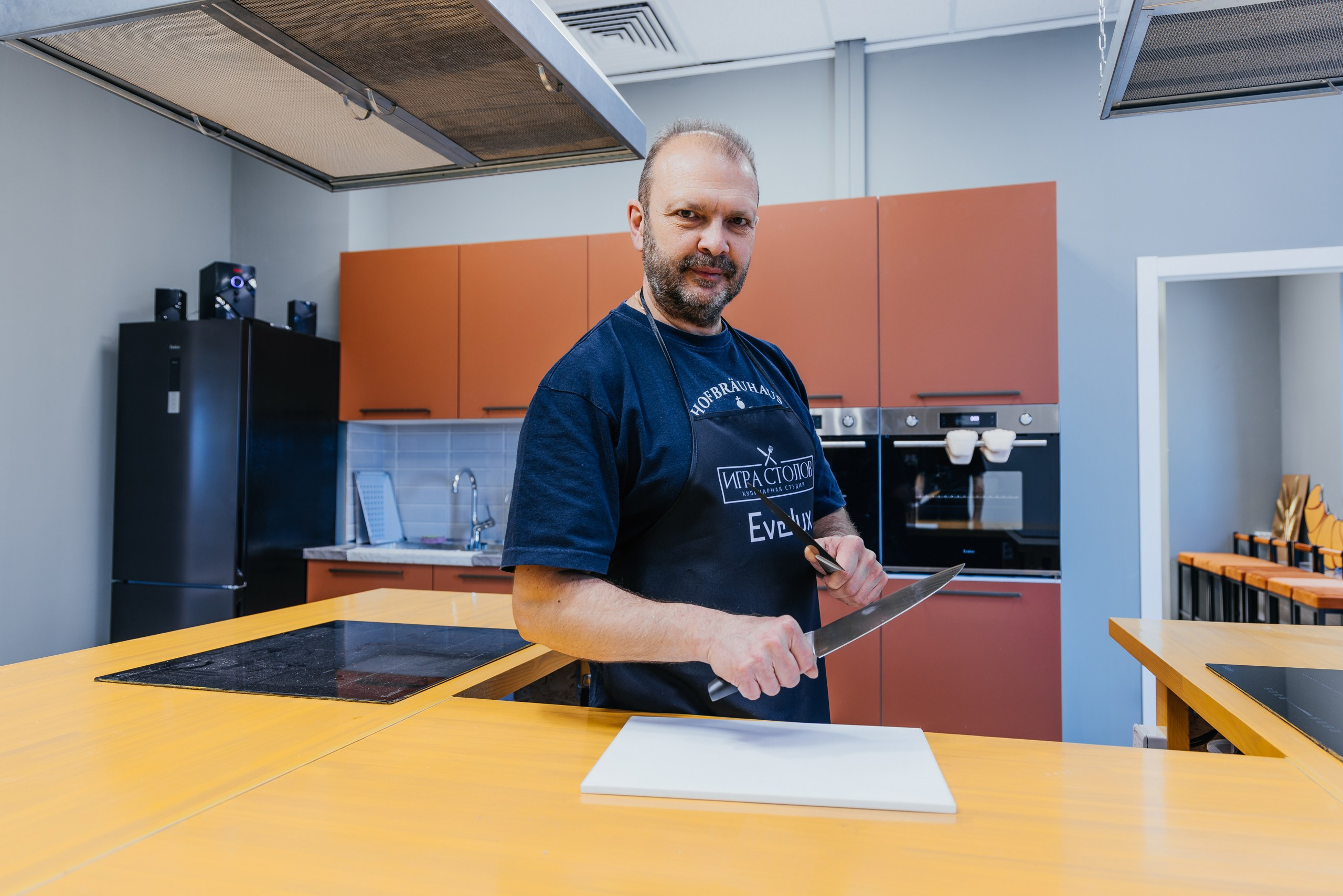 Интерьер Кулинарной, Гончарной, Стрелковой студии. Фотограф Алексей Солопов