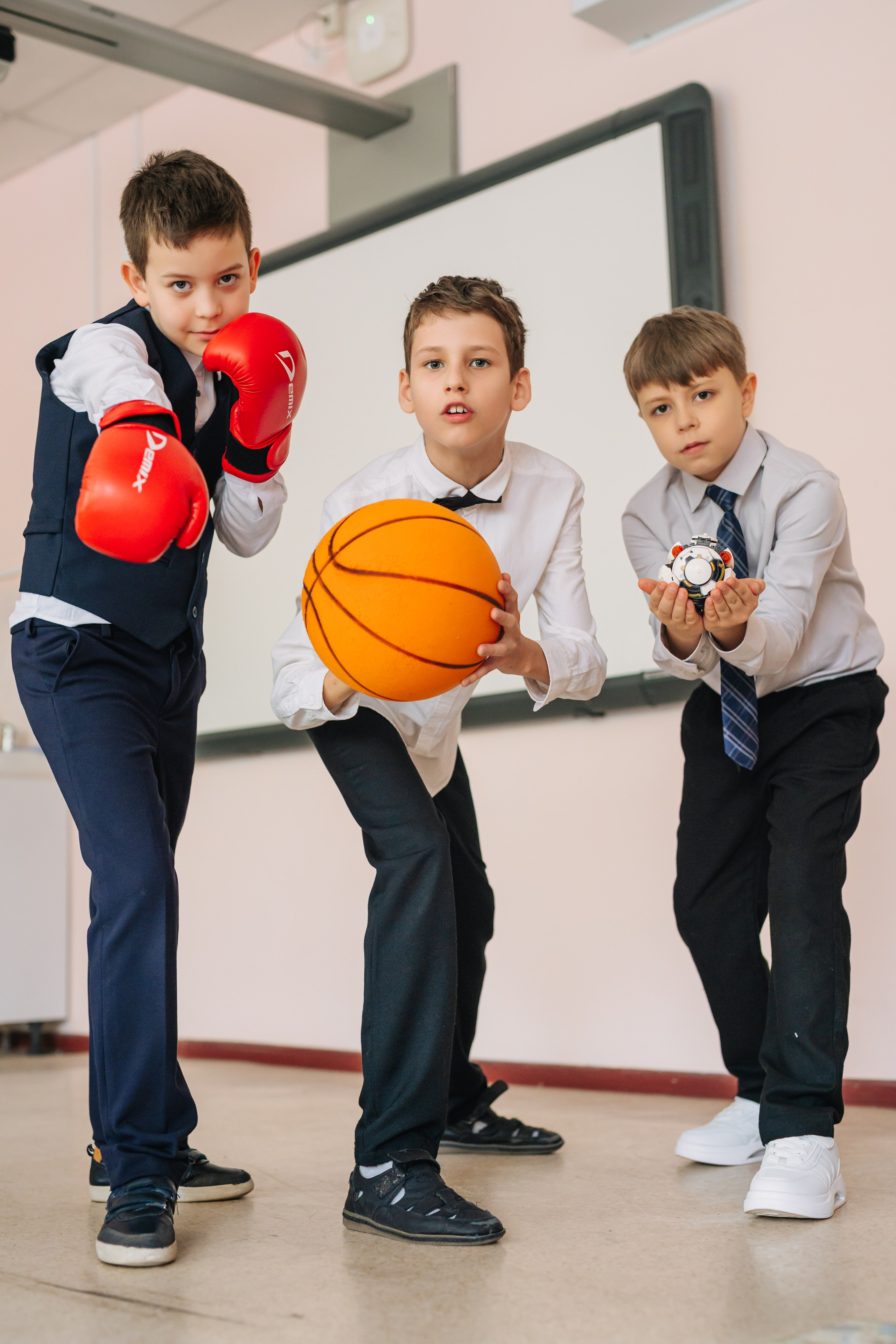 4 класс. Школьные альбомы и альбомы для детского сада. Юлия Осипова. Москва