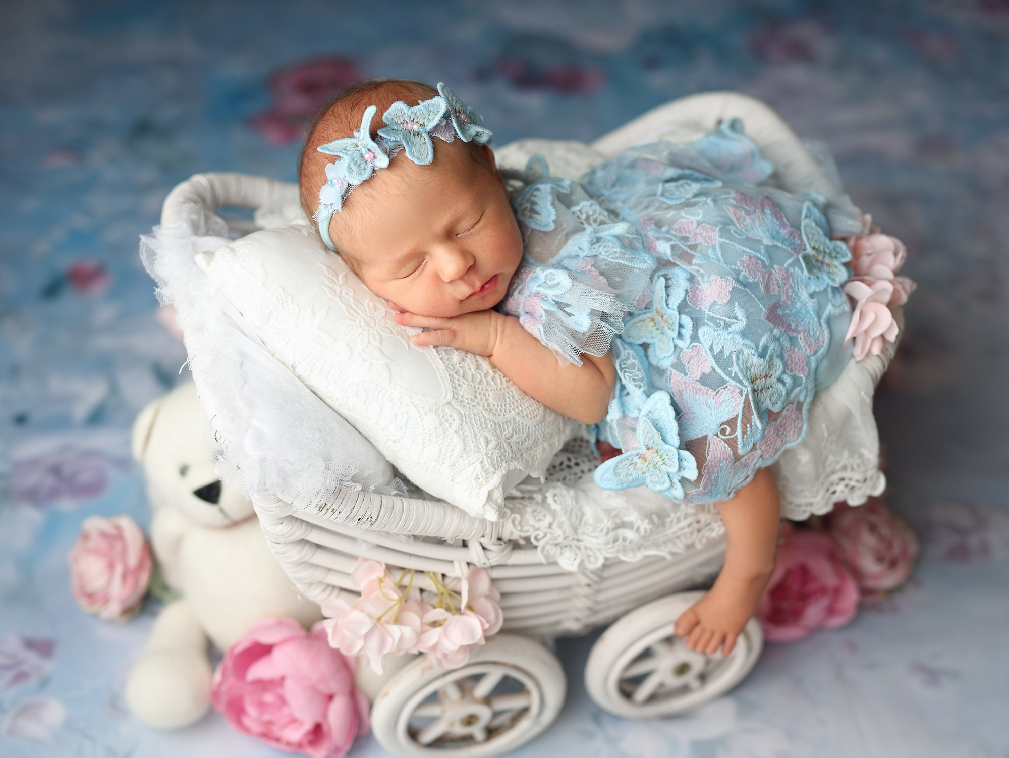 Newborn. Фотограф новорождённых в Казани Нейля Гильмутдинова ньюборн