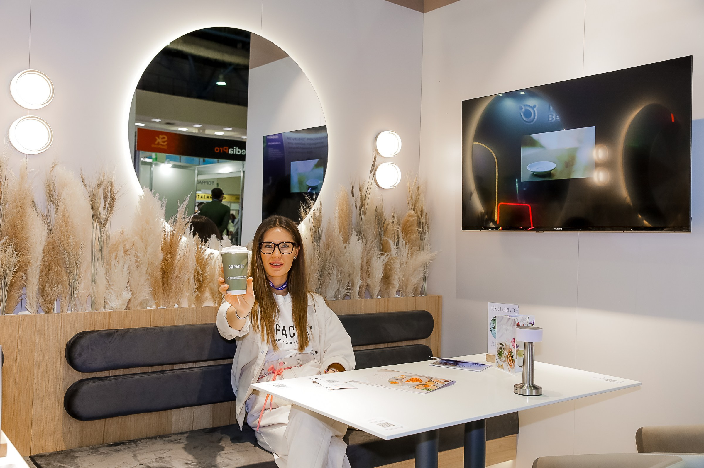 VERSOUS. ЭКСПОЦЕНТР. ЗДРАСТЕ. Фотограф в Москве Ольга Колесникова