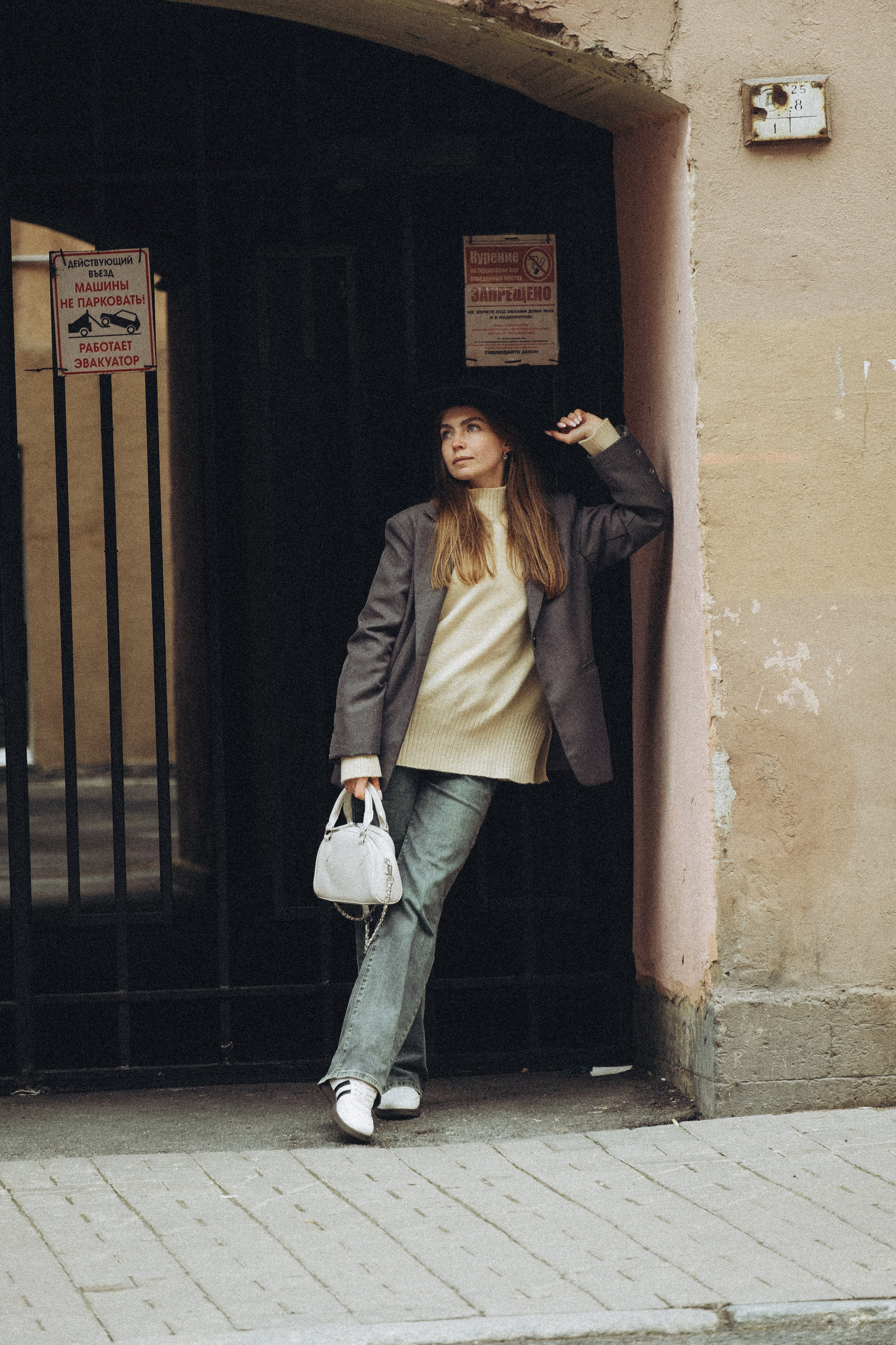 ПРОГУЛКА НА ЧЕРНЫШЕВСКОЙ. Профессиональный фотограф, Санкт-Петербург — Виктория Богомолова