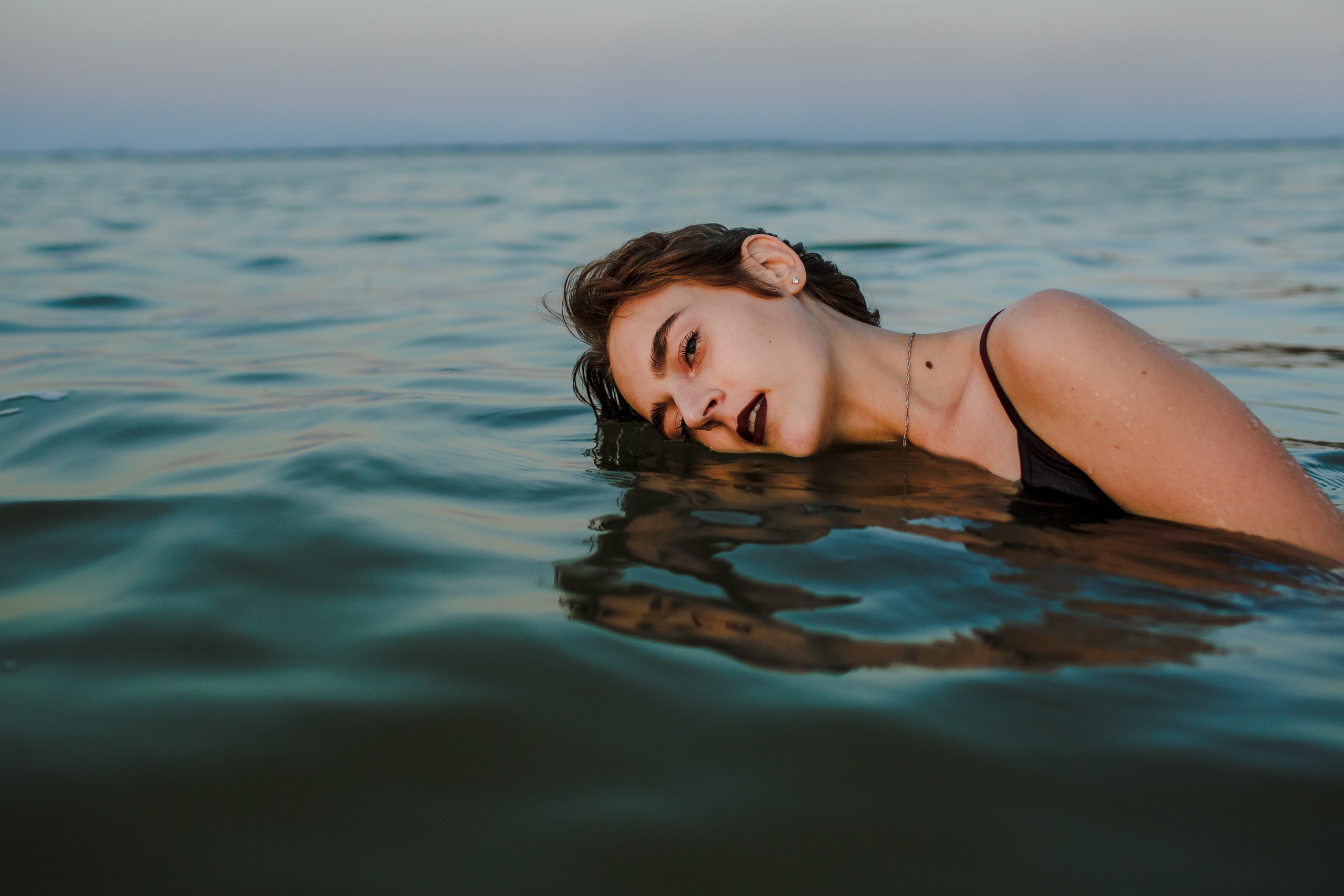 Портрет на море. Свадебный фотограф Кирилл Белый