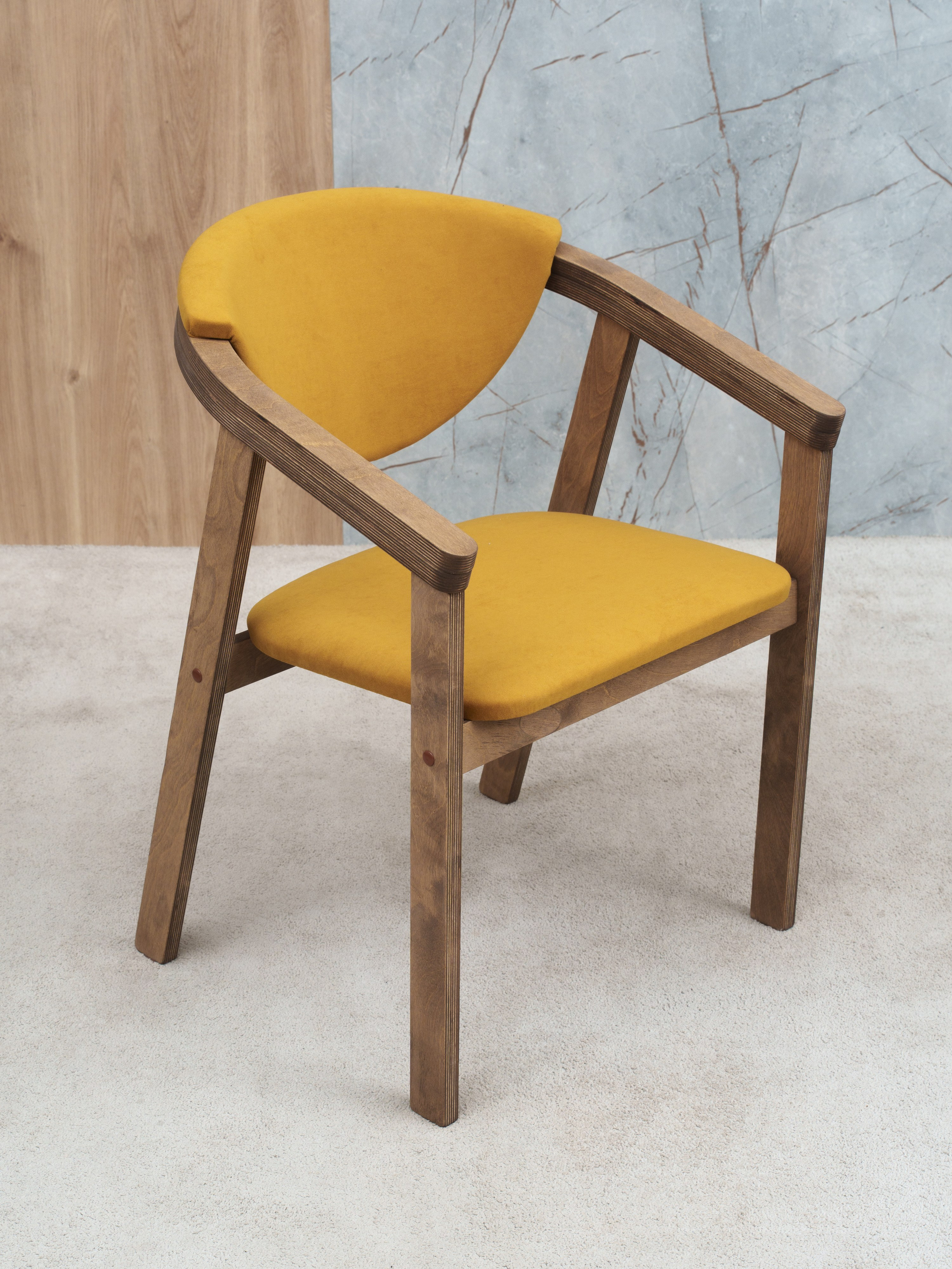 Столы и стулья для маркетплейсов. Иван Упоров — фотограф, рилсмейкер чебоксары