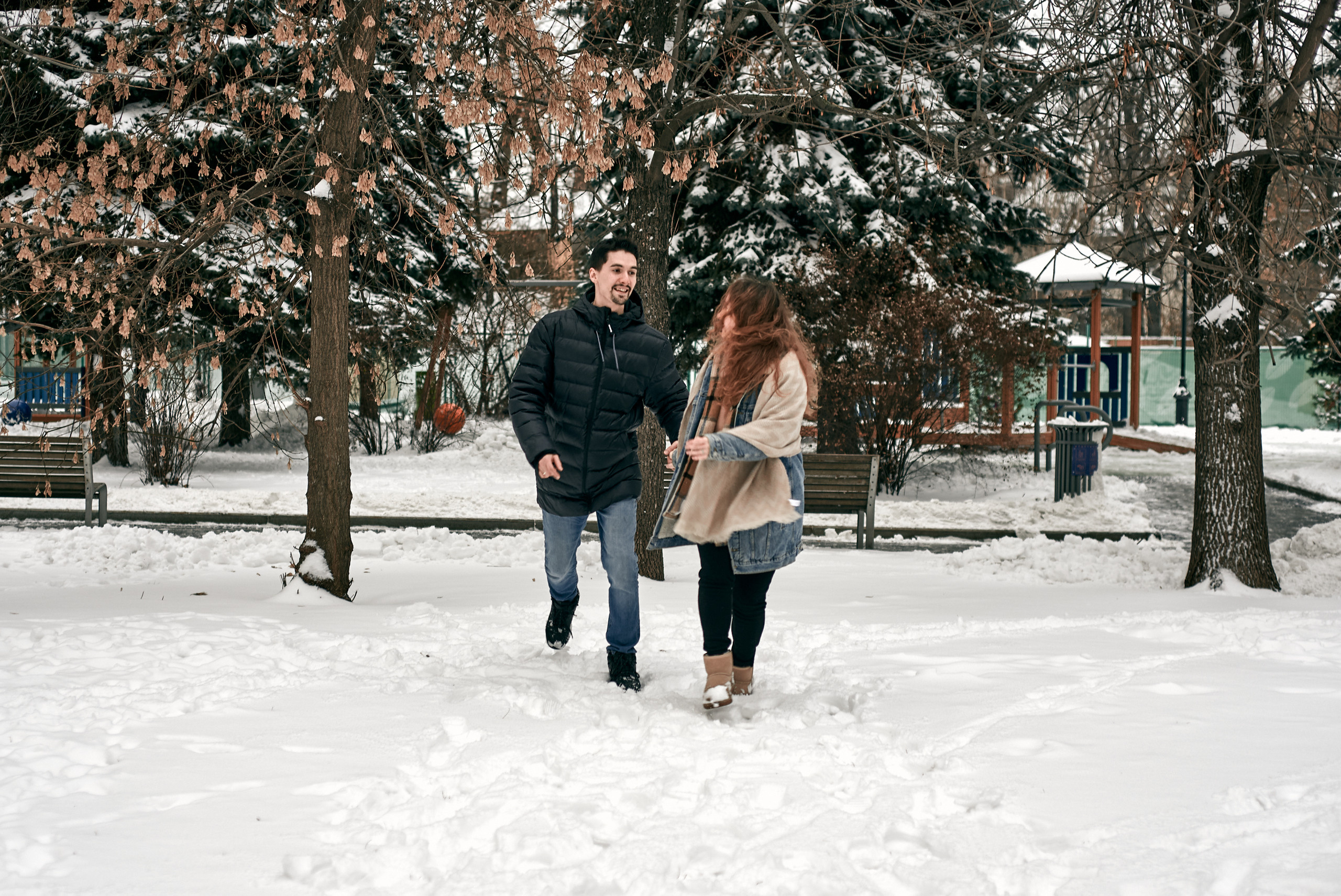 Ксюша и Олег // зимняя лавстори. Портретный фотограф в Москве Даша Беседина