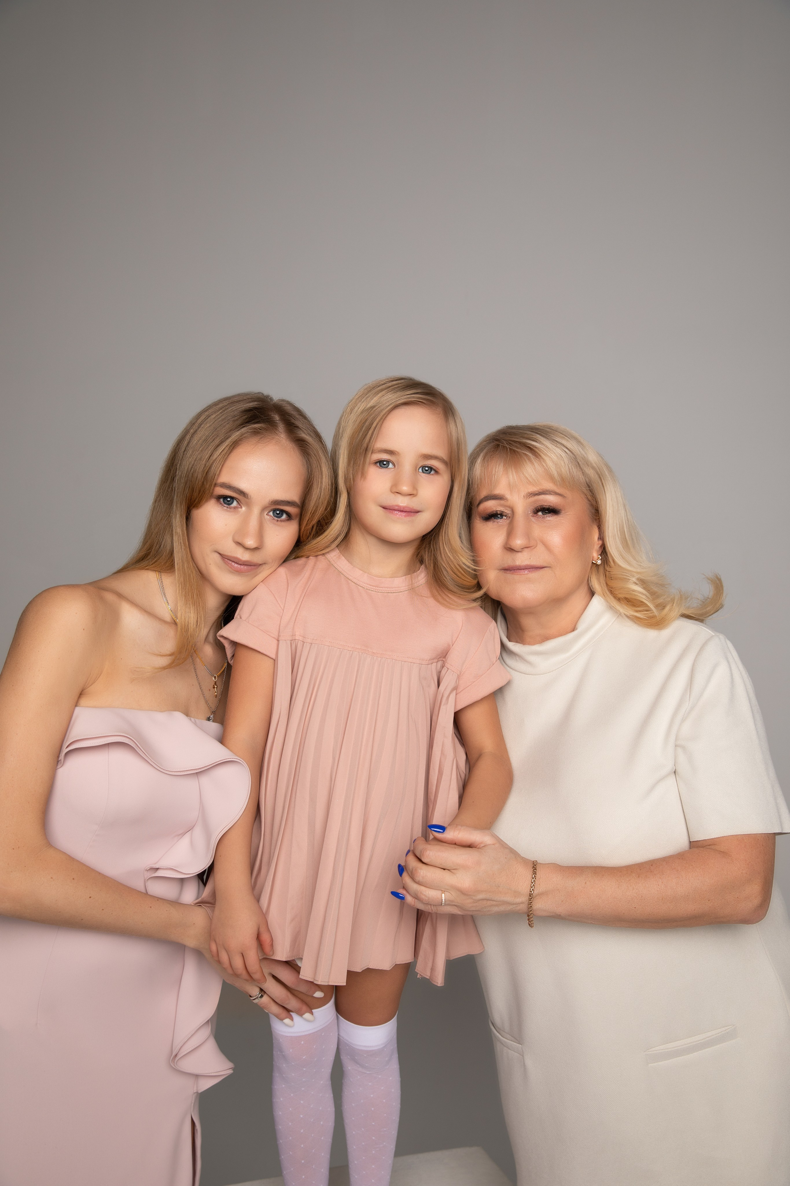 Семейная съемка в студии. Свадебный и Семейный фотограф в Москве и Сочи Таня Михей