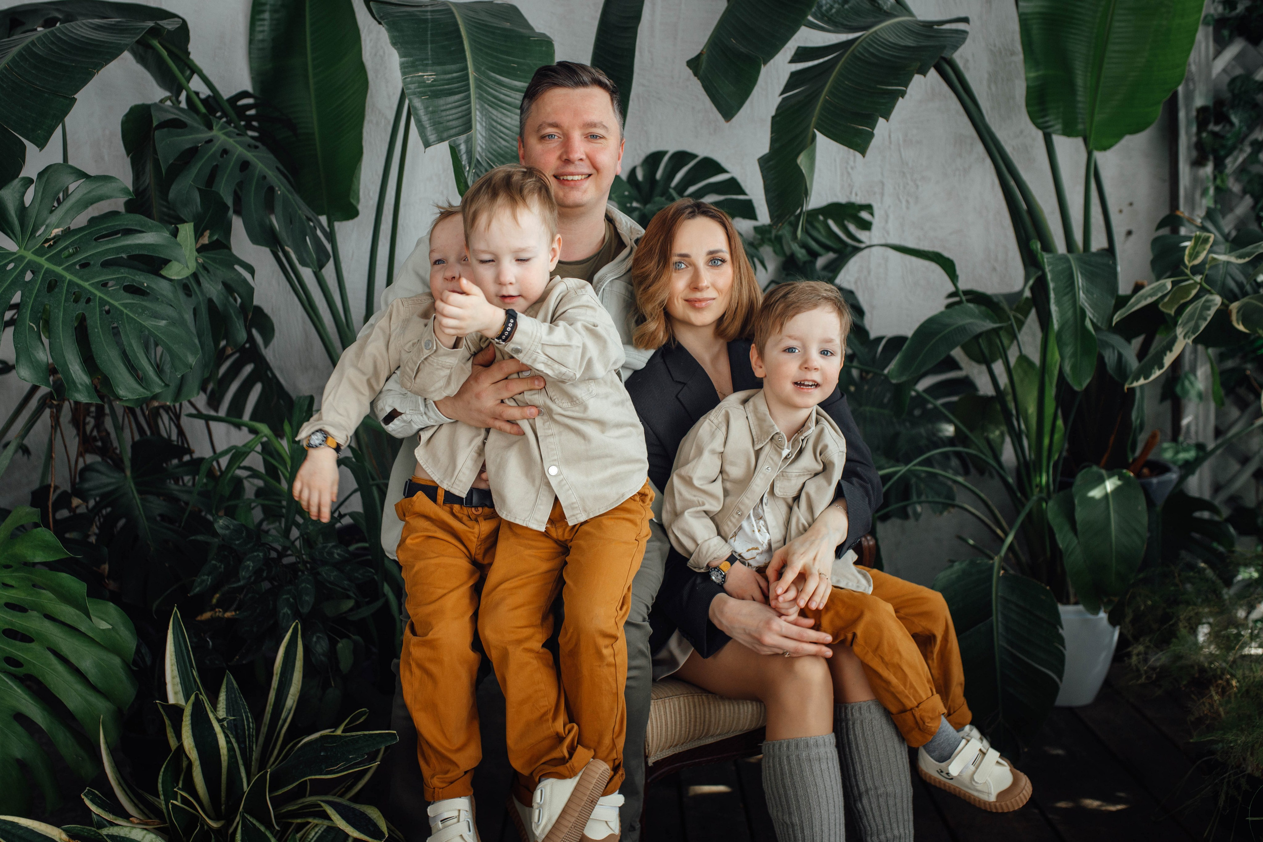 Семейная, апрель 2025