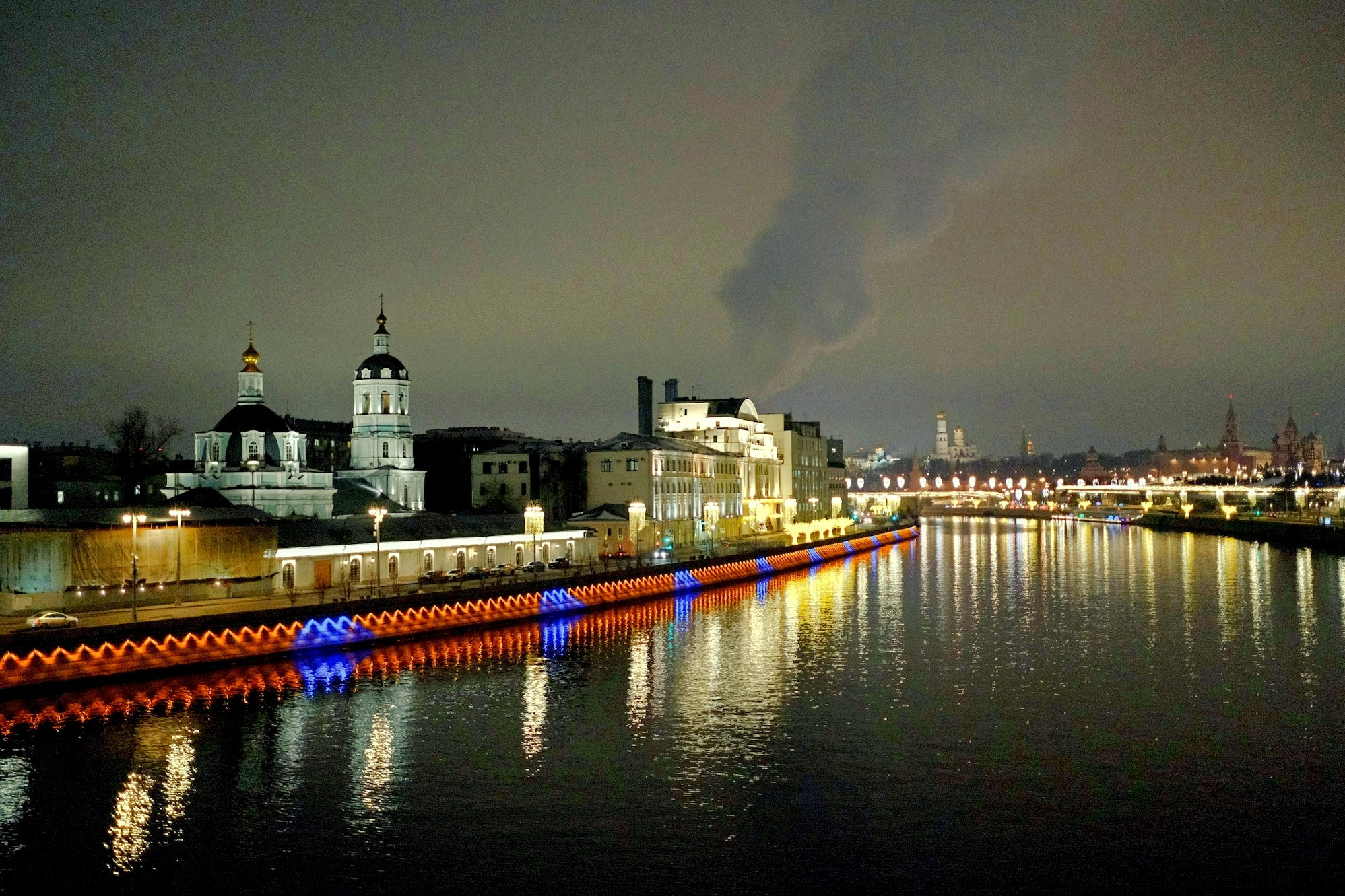 Улица, люди, жизнь…