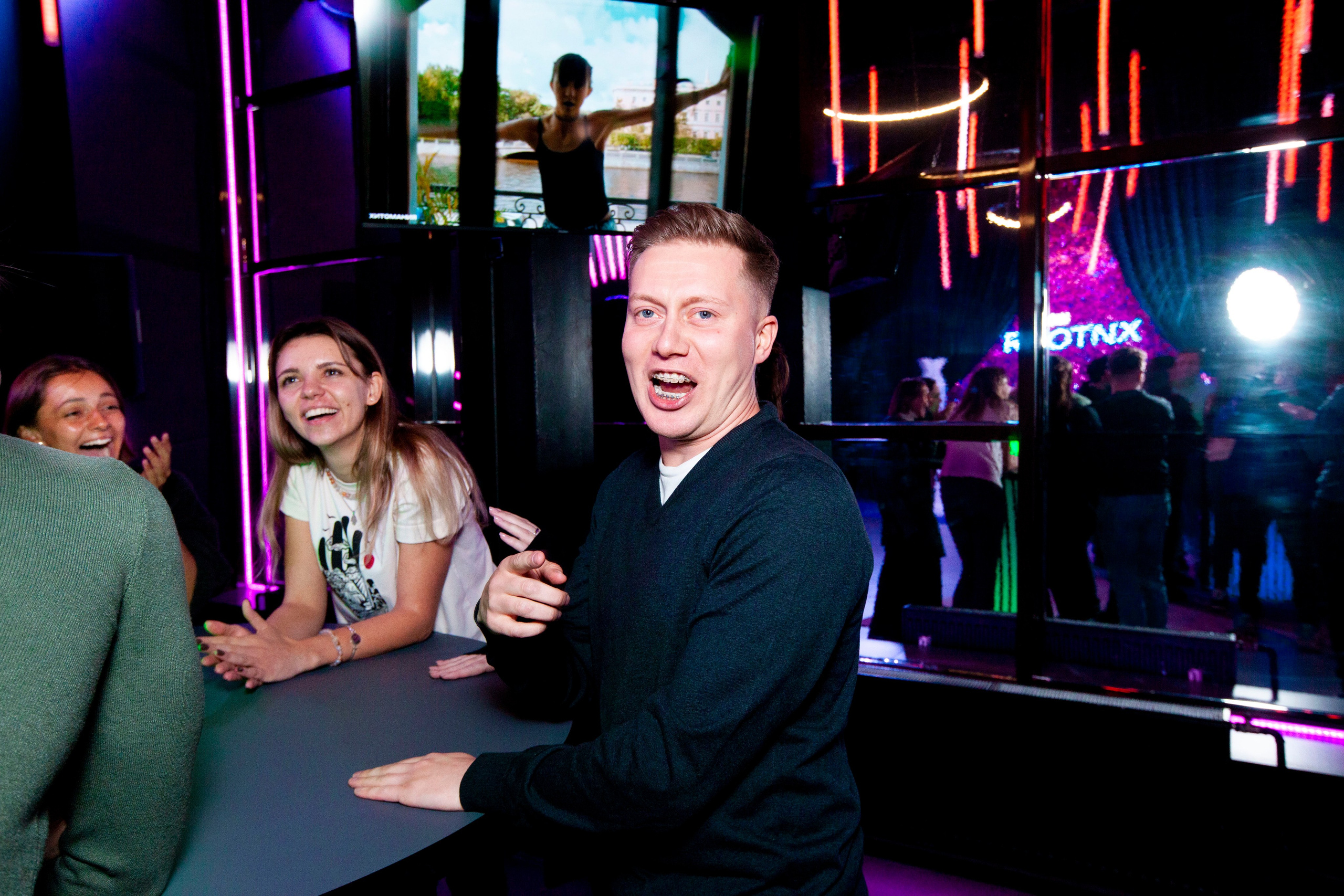 Хитомания. Stanislav Baryshev — People. Emotions. Atmosphere