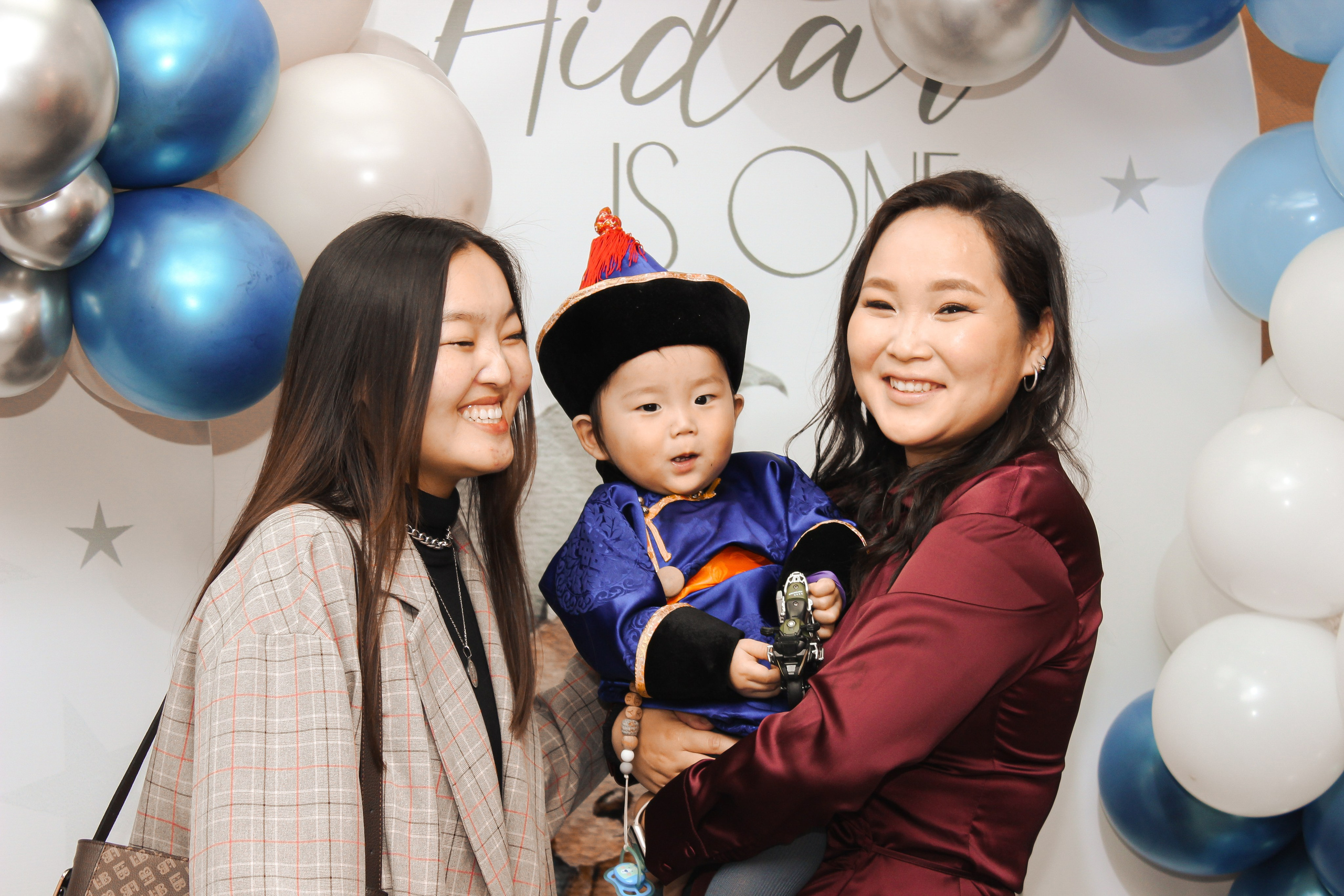 Милан. Свадебный и Школьный фотограф Улан-Удэ Бурятия Джулия Топоева Выпускные альбомы Фотограф на мероприятие