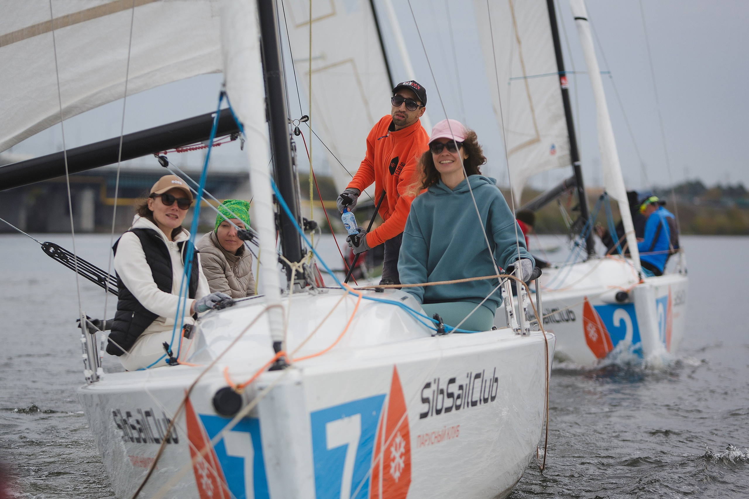 ЯХТИНГ. Roman Photo