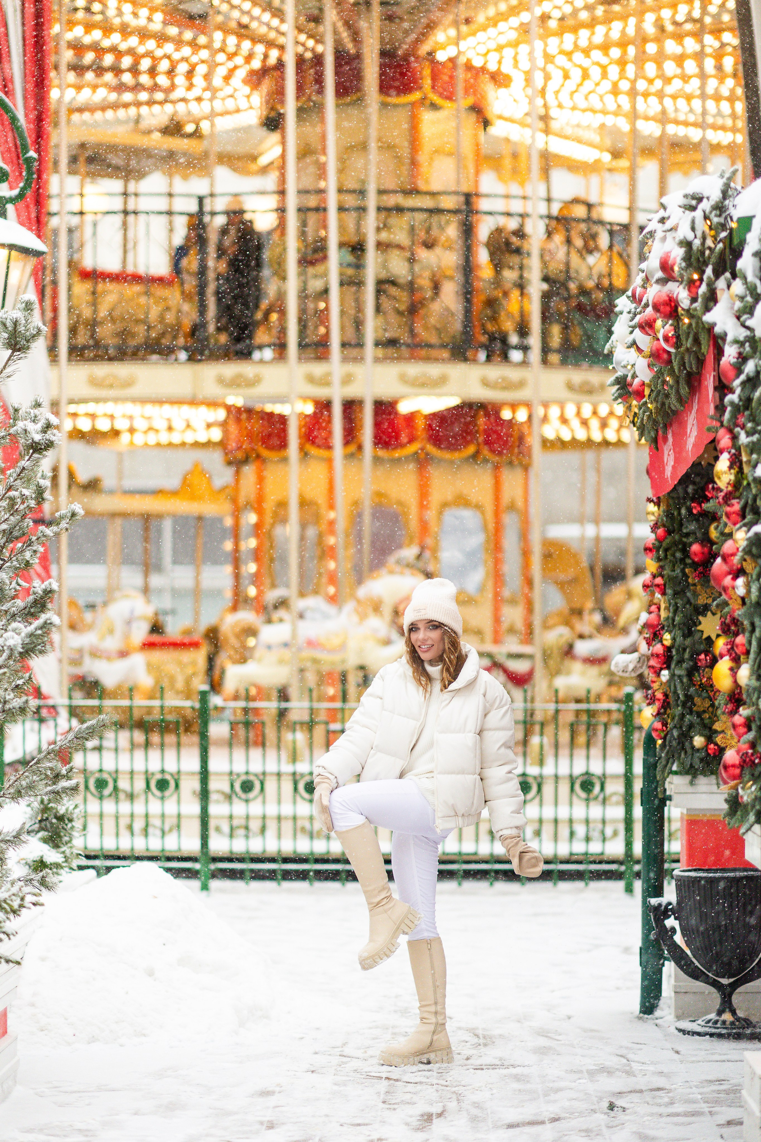 Даша, прогулка по Москве. Фото и видео Москва, Московский. Свадебный фотограф, видеограф, фотосессии, видеосъемка