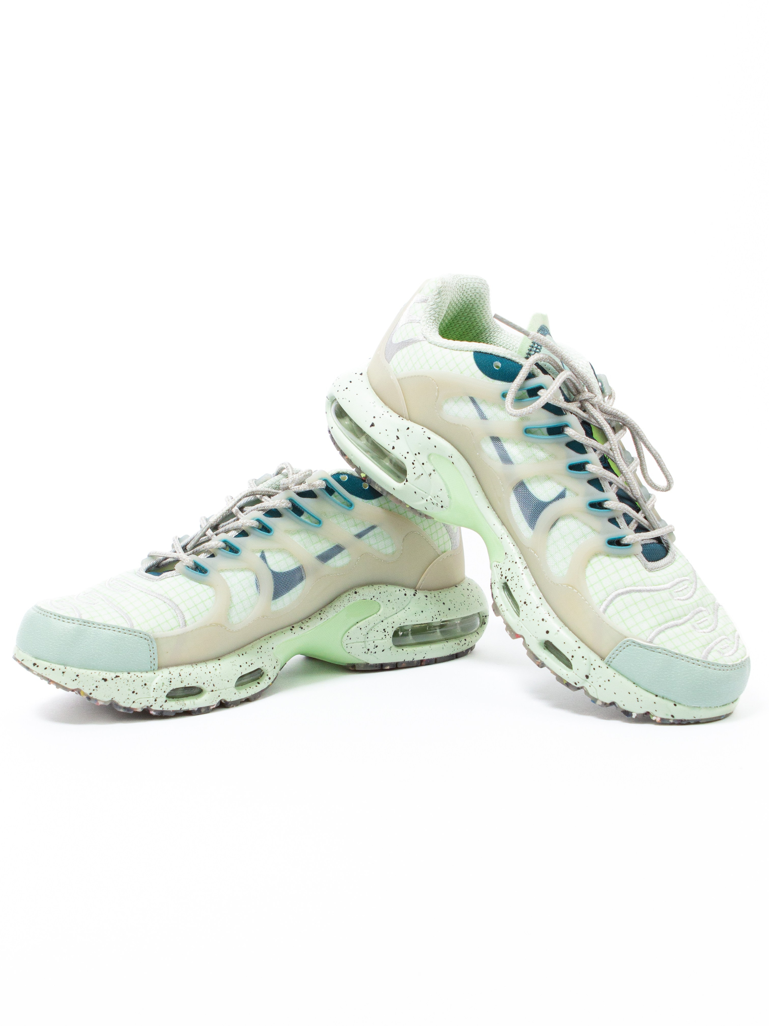 Обувь // Носки. DEWA | фотостудия для маркетплейсов