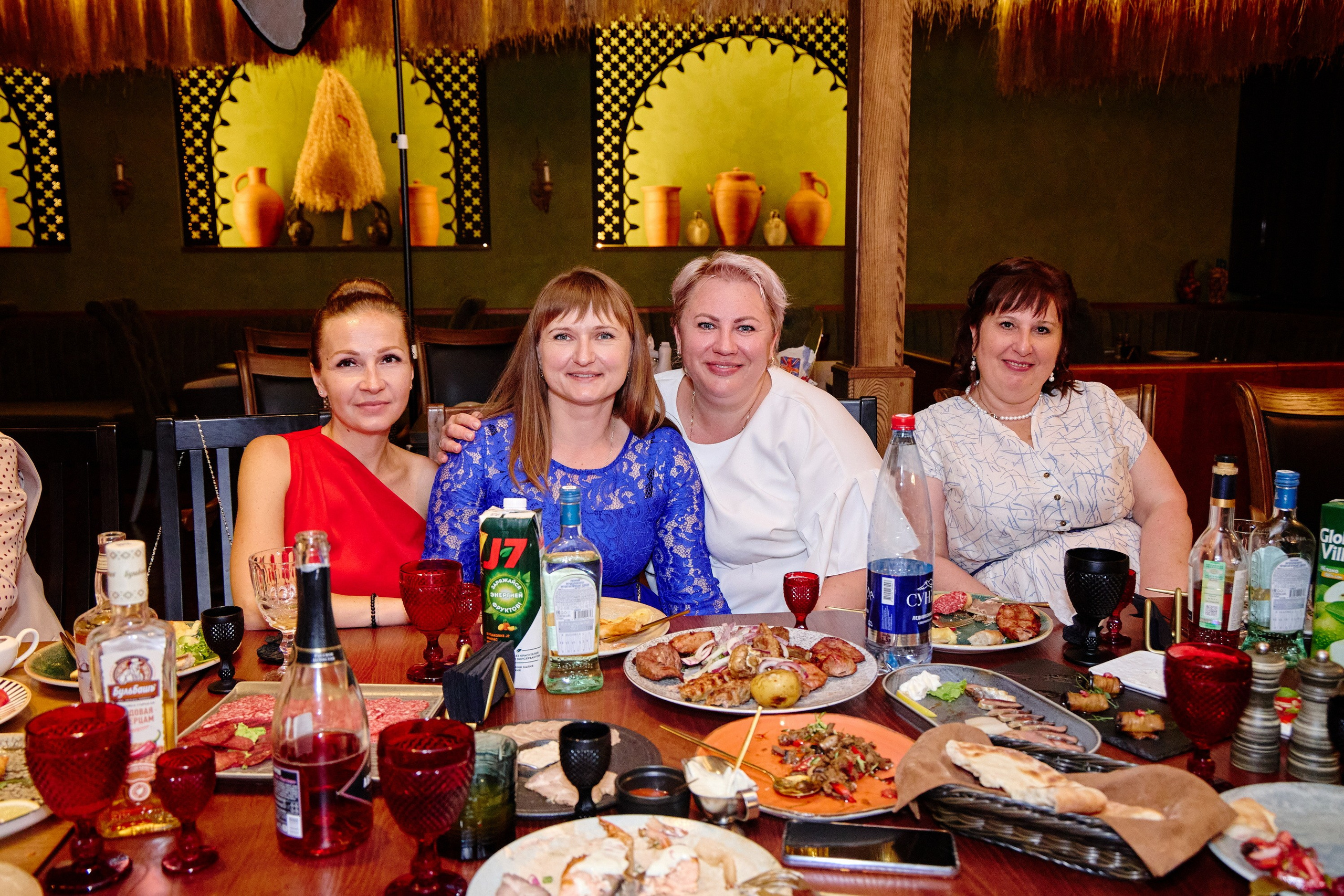 Выпускной 35 Сош. Фотограф Выпускные альбомы Таганрог Сергей Коробченко