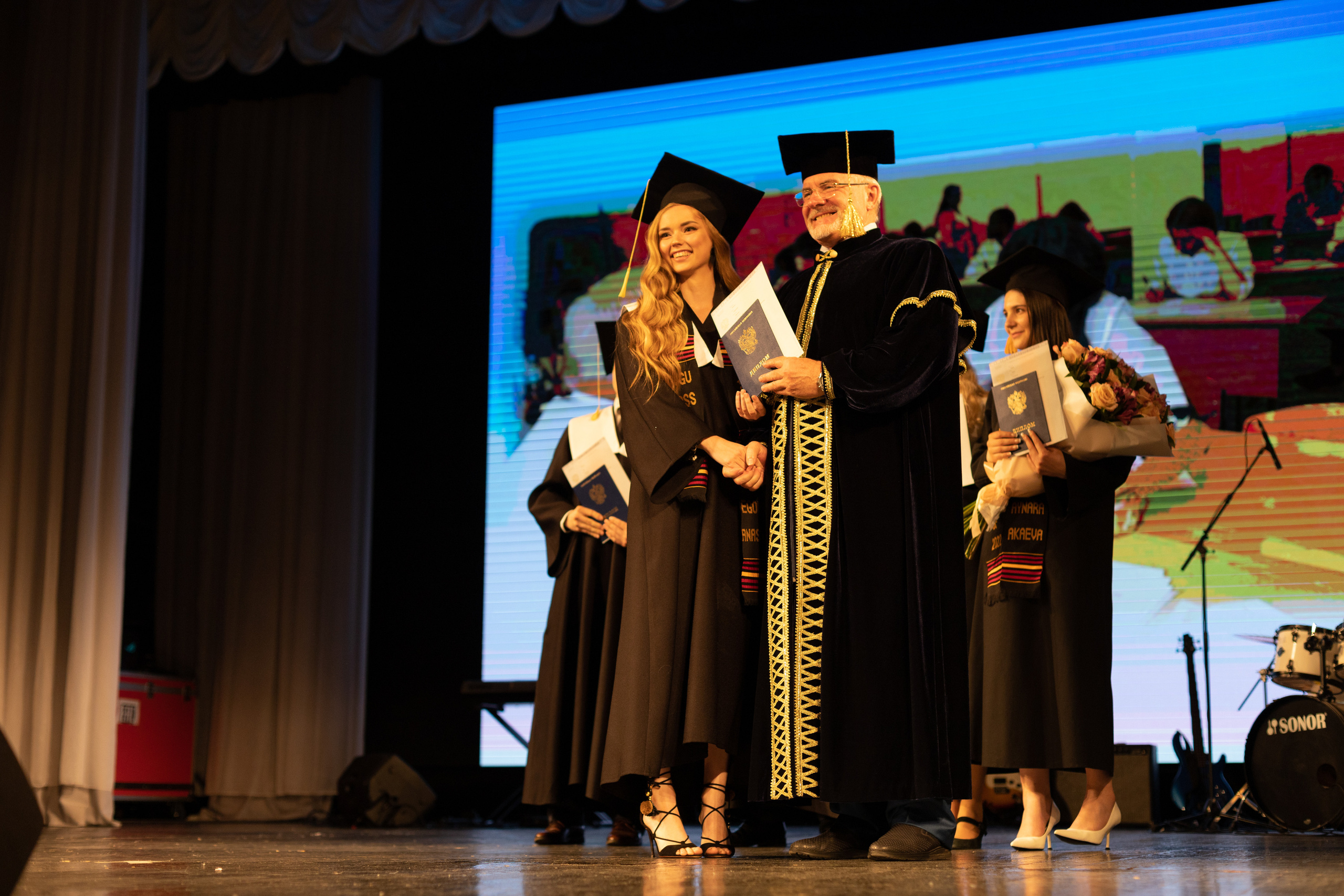 Выпускной ИМО 2022. Фотограф Великий Новгород