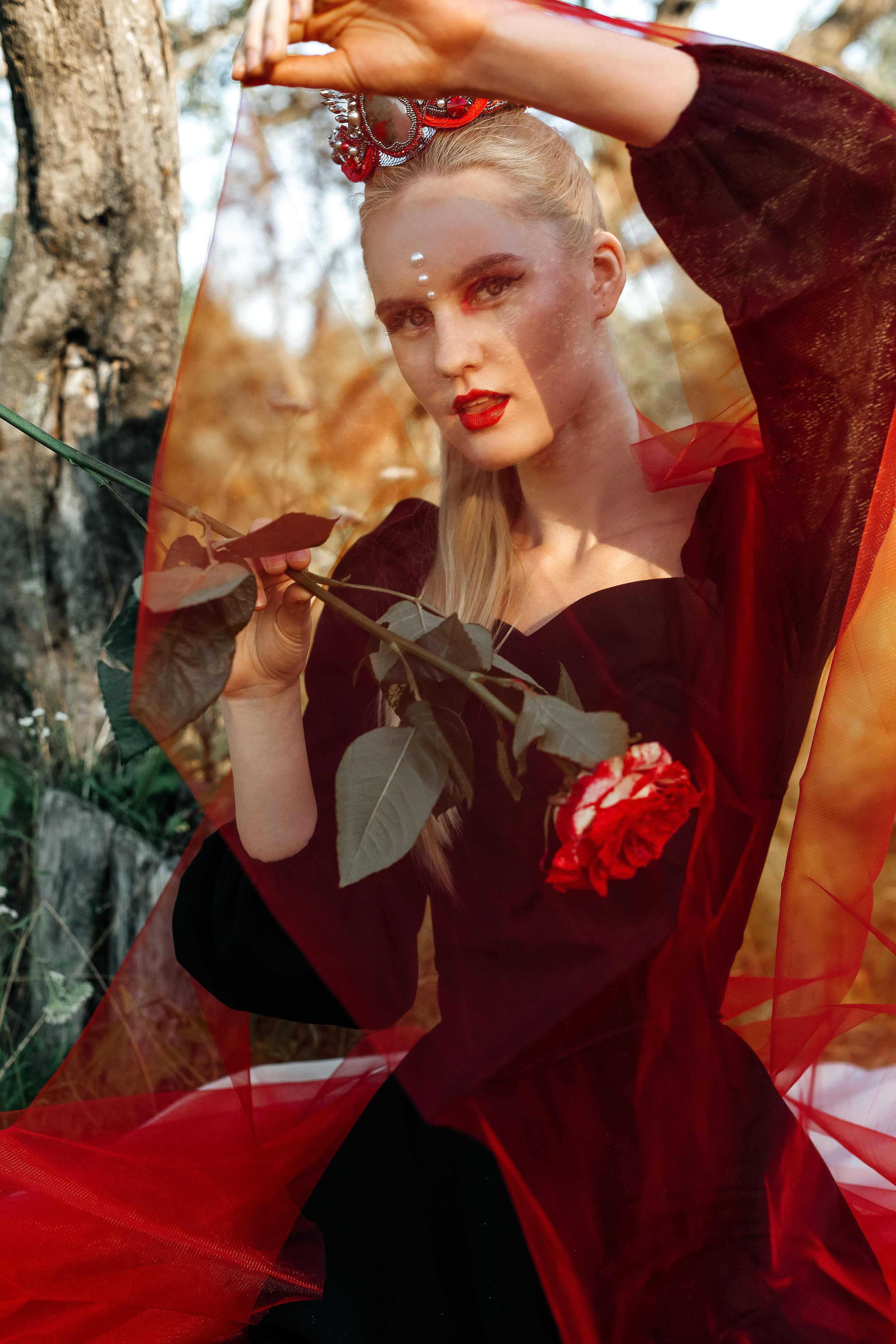 Из белого в красный. Фотограф Великий Новгород