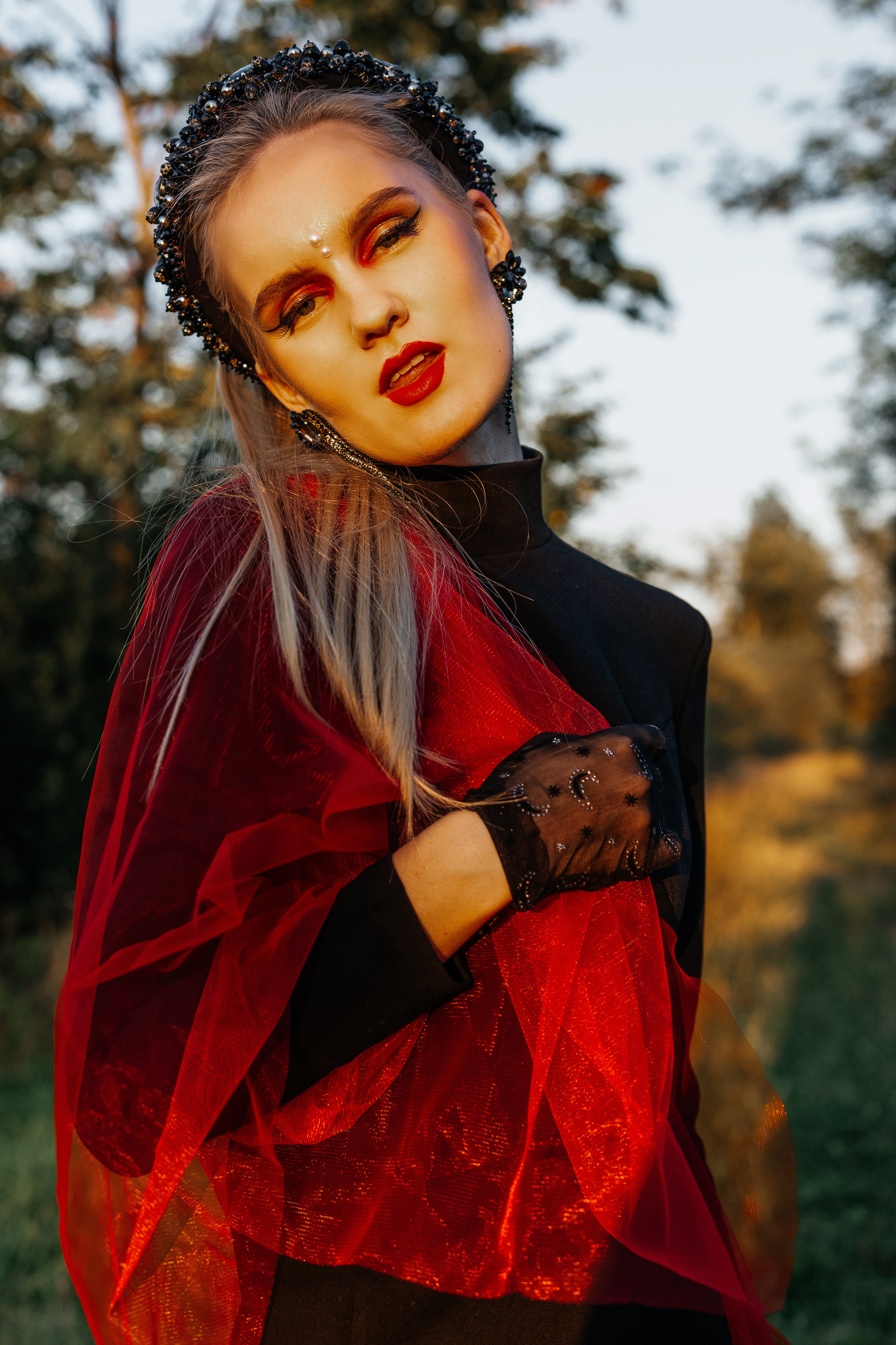 Из белого в красный. Фотограф Великий Новгород