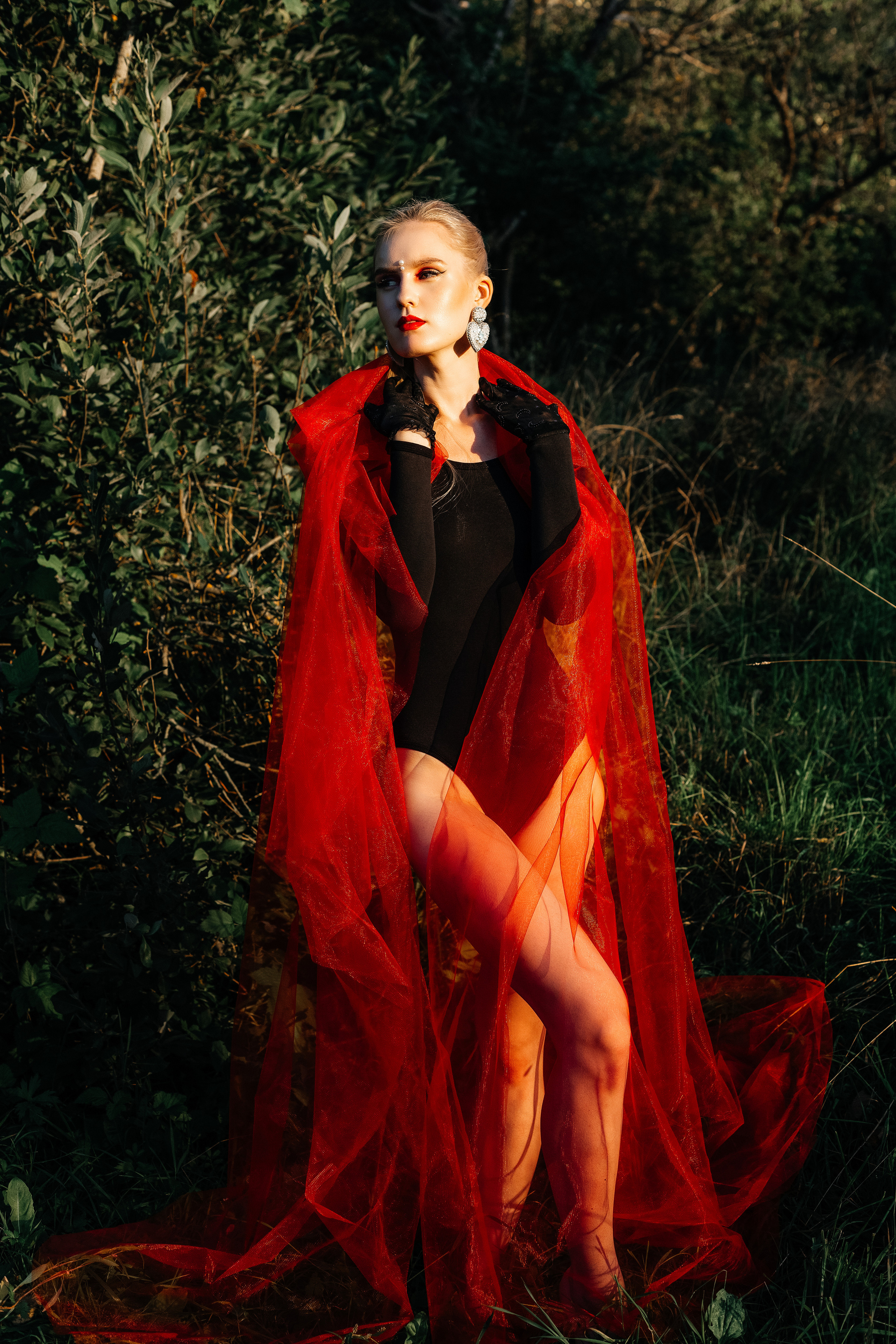 Из белого в красный. Фотограф Великий Новгород