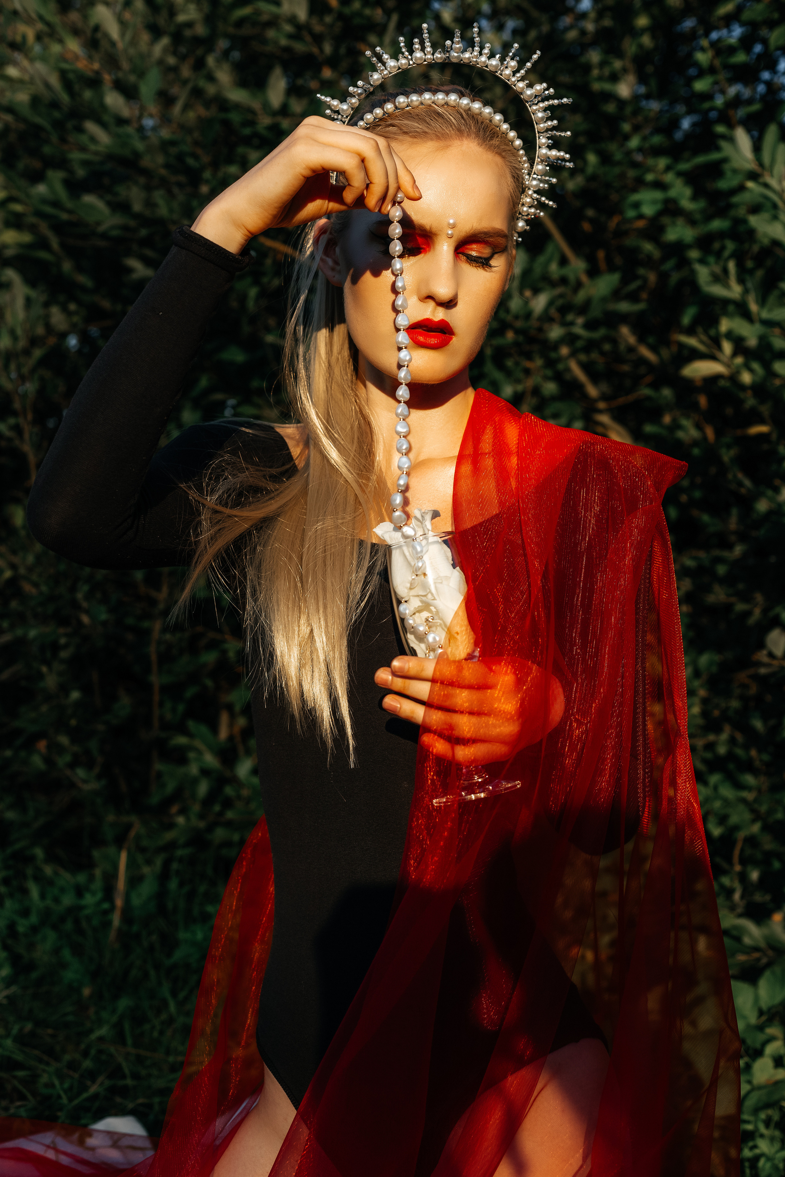 Из белого в красный. Фотограф Великий Новгород