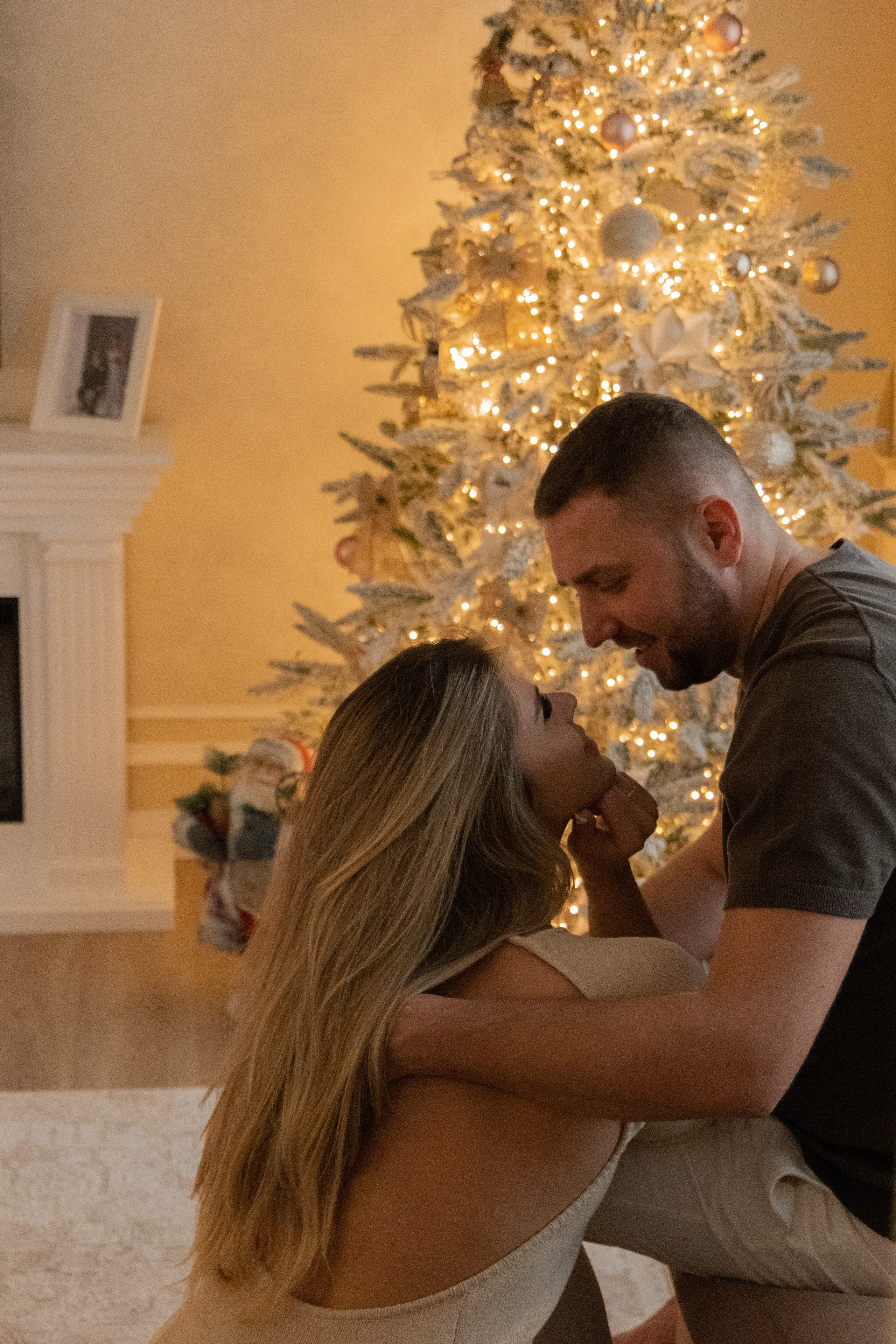Семейная новогодняя фотосессия дома. Фотограф видеограф Ольга Василевская